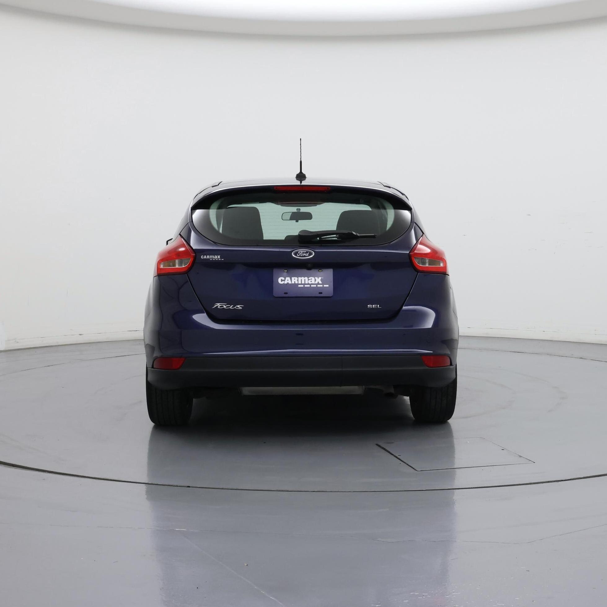 Thumbnail: 2017 Ford Focus - 6