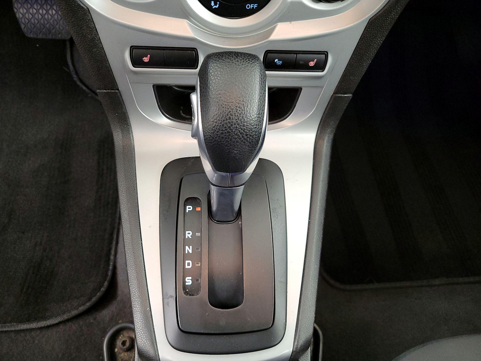 Thumbnail: 2017 Ford Fiesta - 15