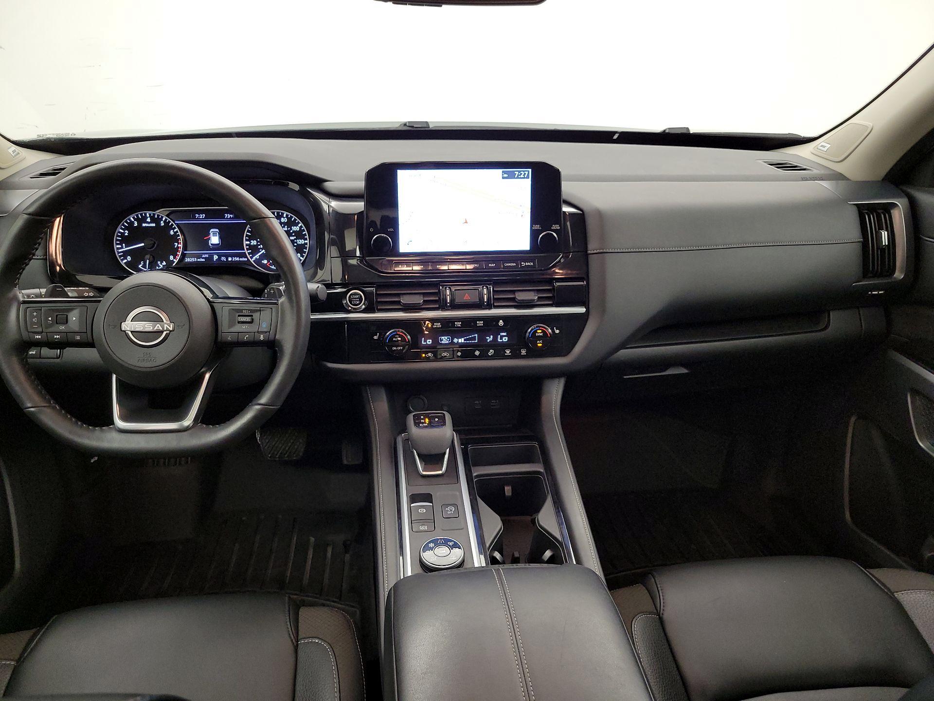 Thumbnail: 2023 Nissan Pathfinder - 9