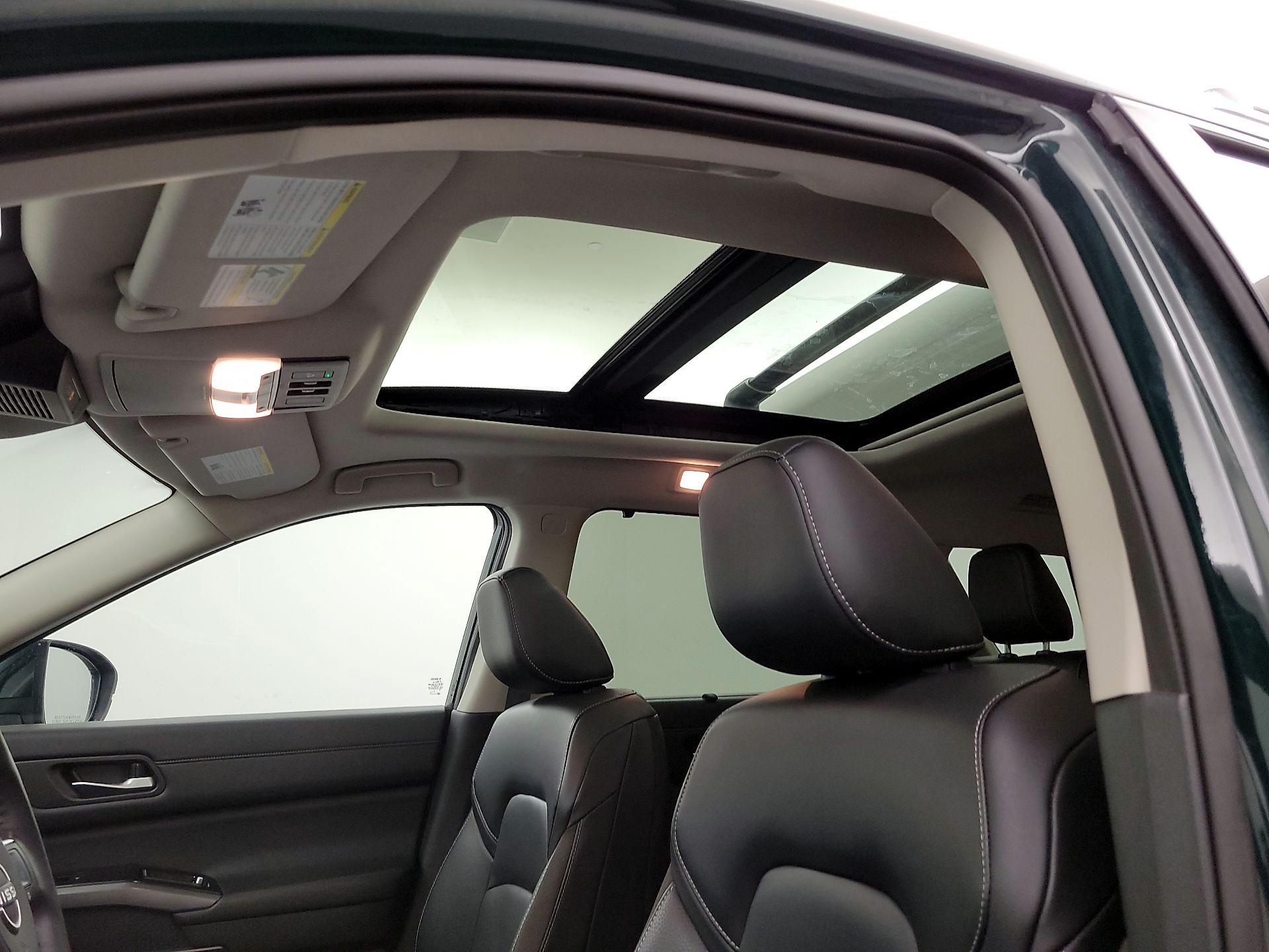 Thumbnail: 2023 Nissan Pathfinder - 20