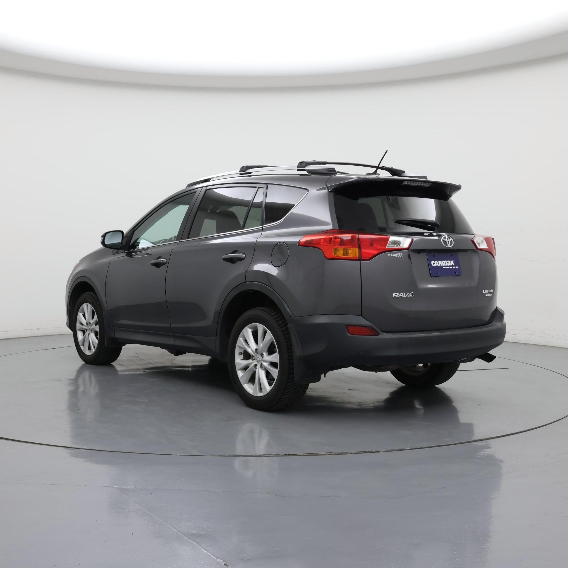 Thumbnail: 2014 Toyota RAV4 - 2