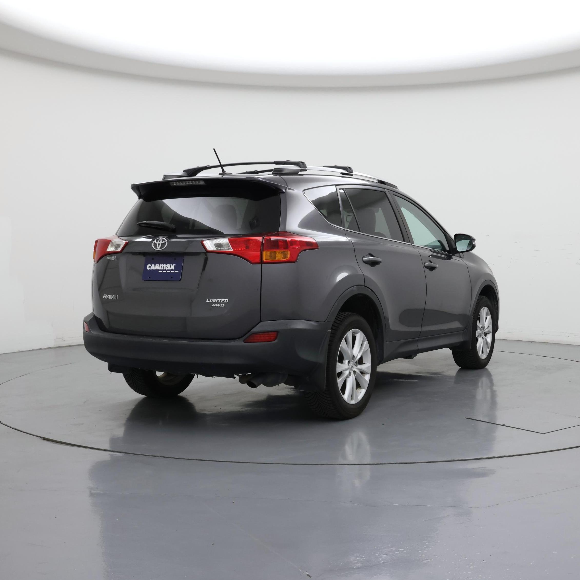 Thumbnail: 2014 Toyota RAV4 - 8