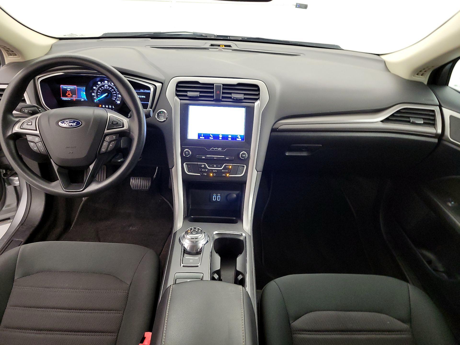 Thumbnail: 2020 Ford Fusion - 9