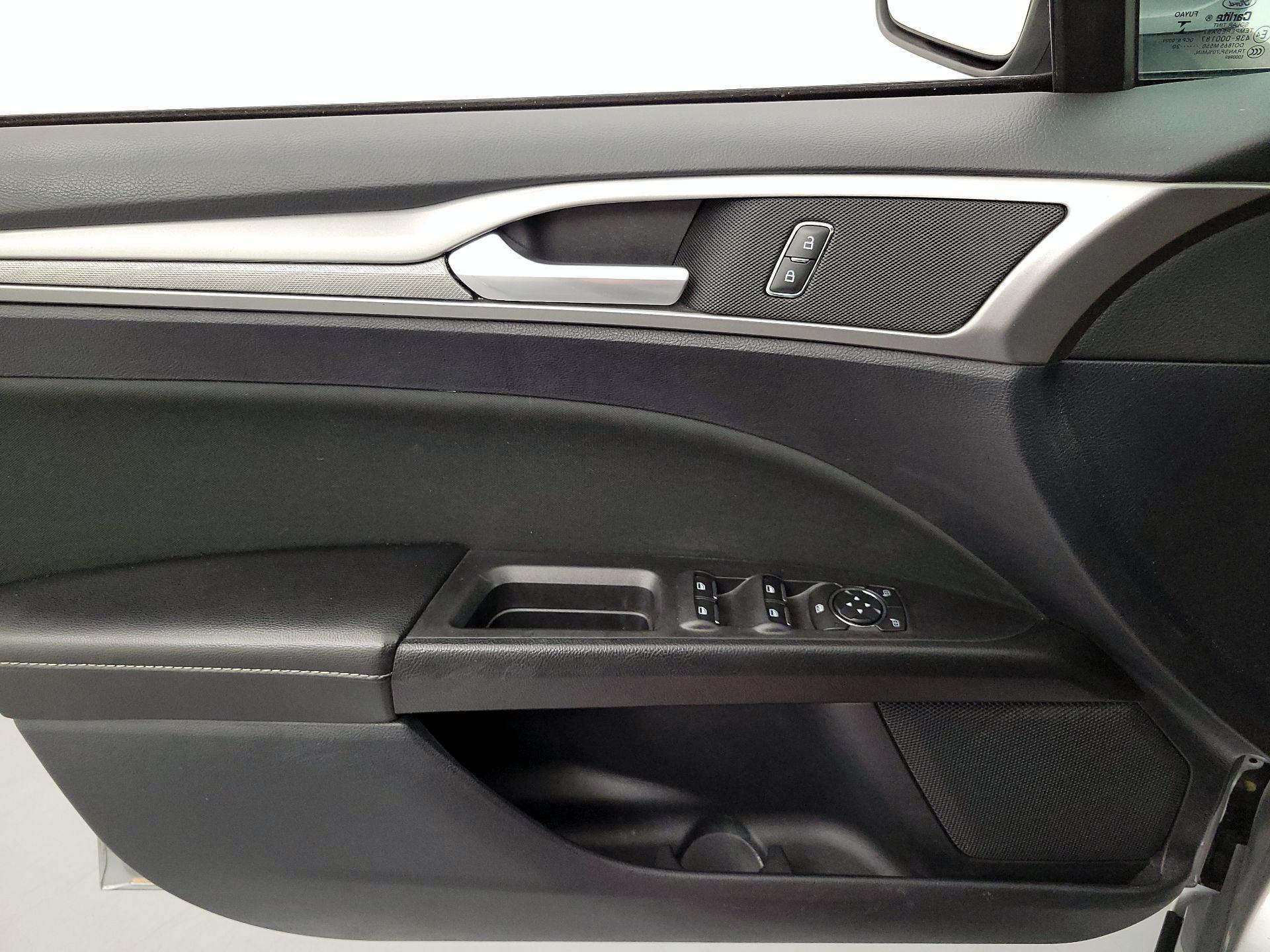 Thumbnail: 2020 Ford Fusion - 12
