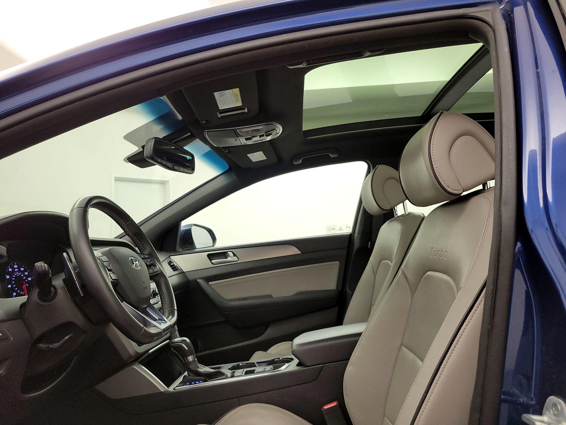 Thumbnail: 2015 Hyundai Sonata - 20
