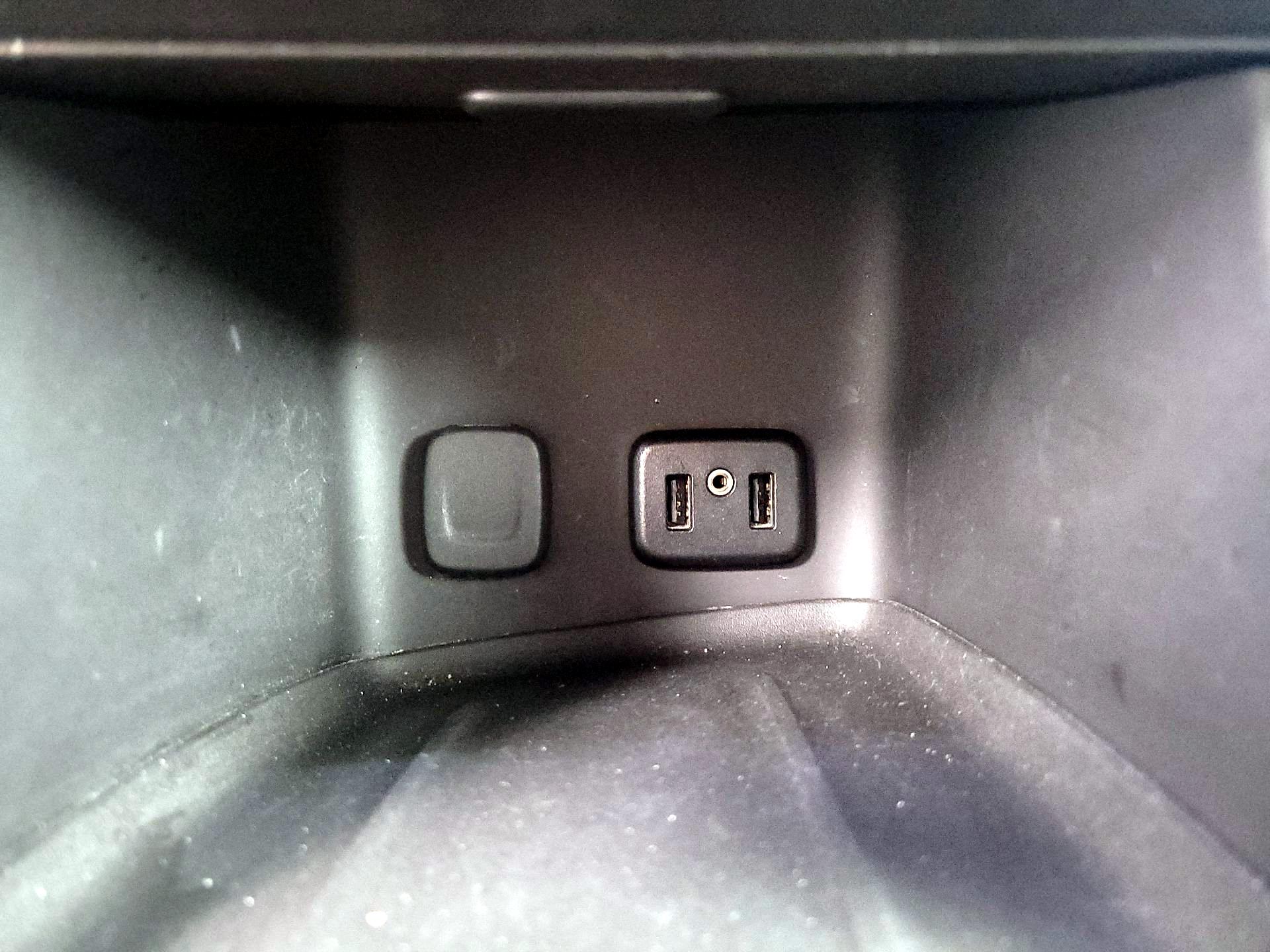 Thumbnail: 2018 GMC Acadia - 18