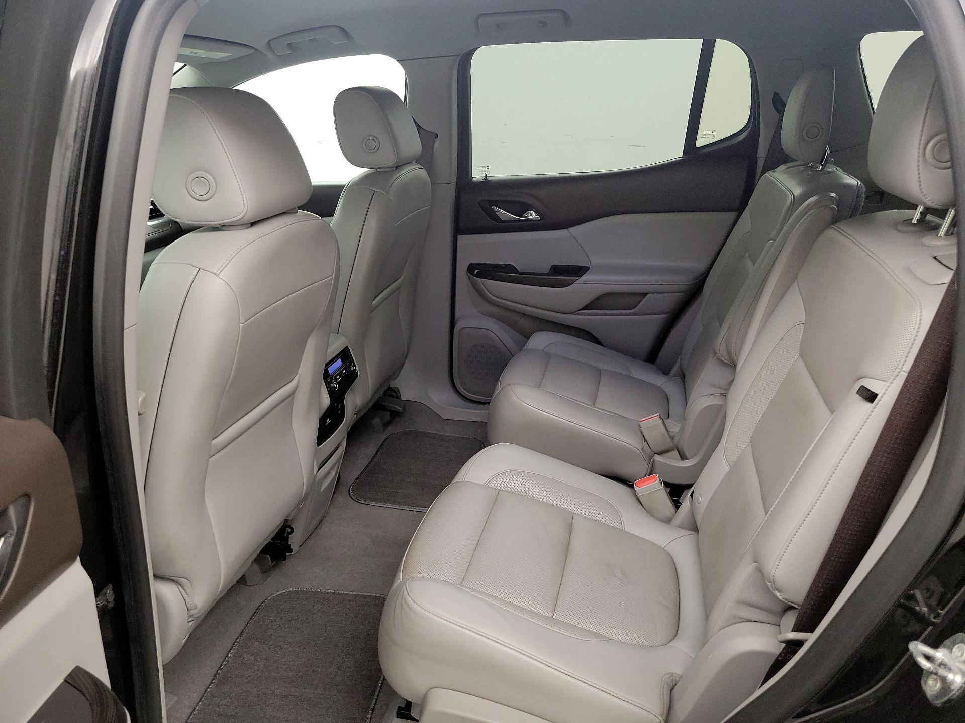 Thumbnail: 2018 GMC Acadia - 19