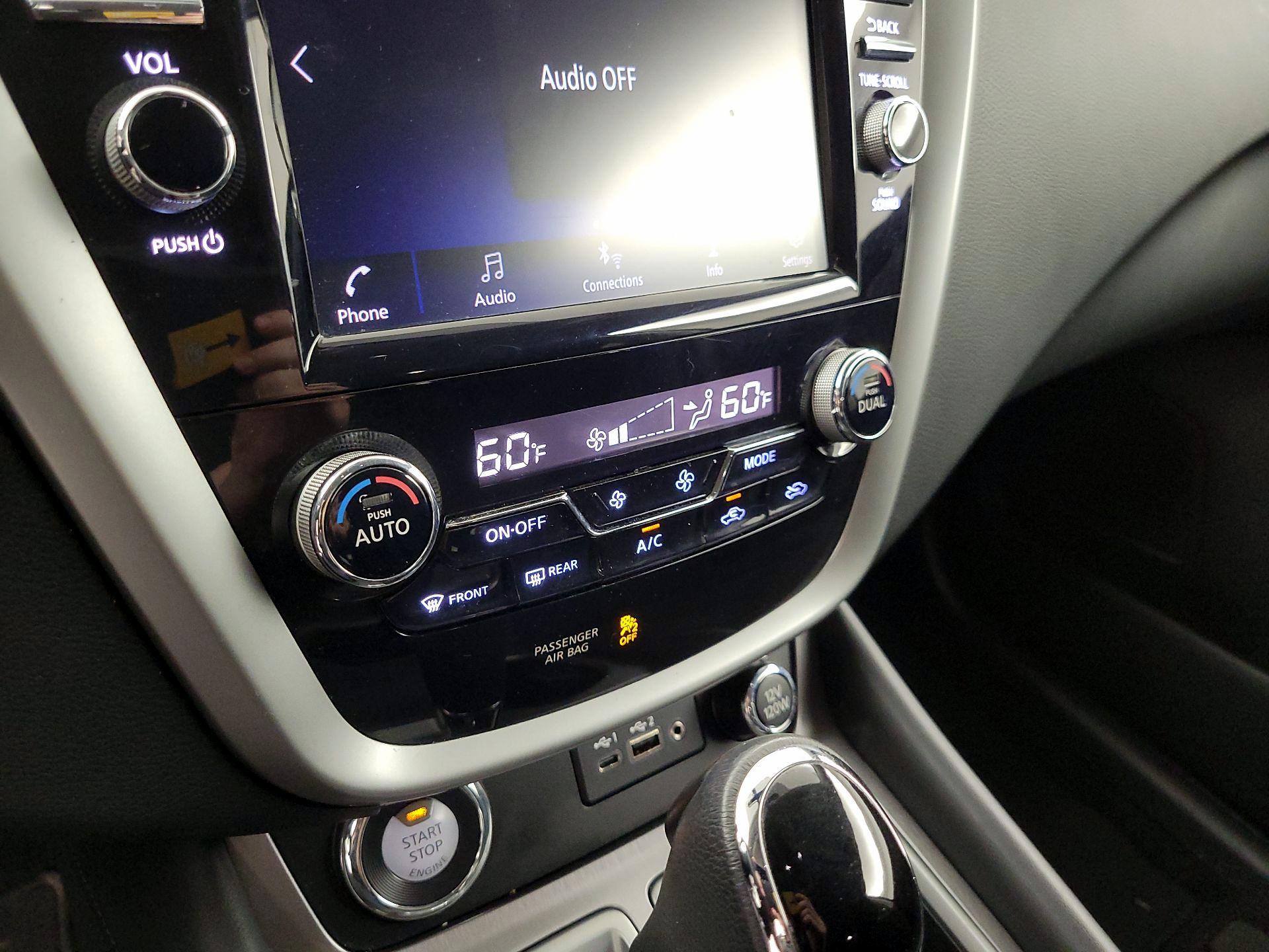 Thumbnail: 2019 Nissan Murano - 16
