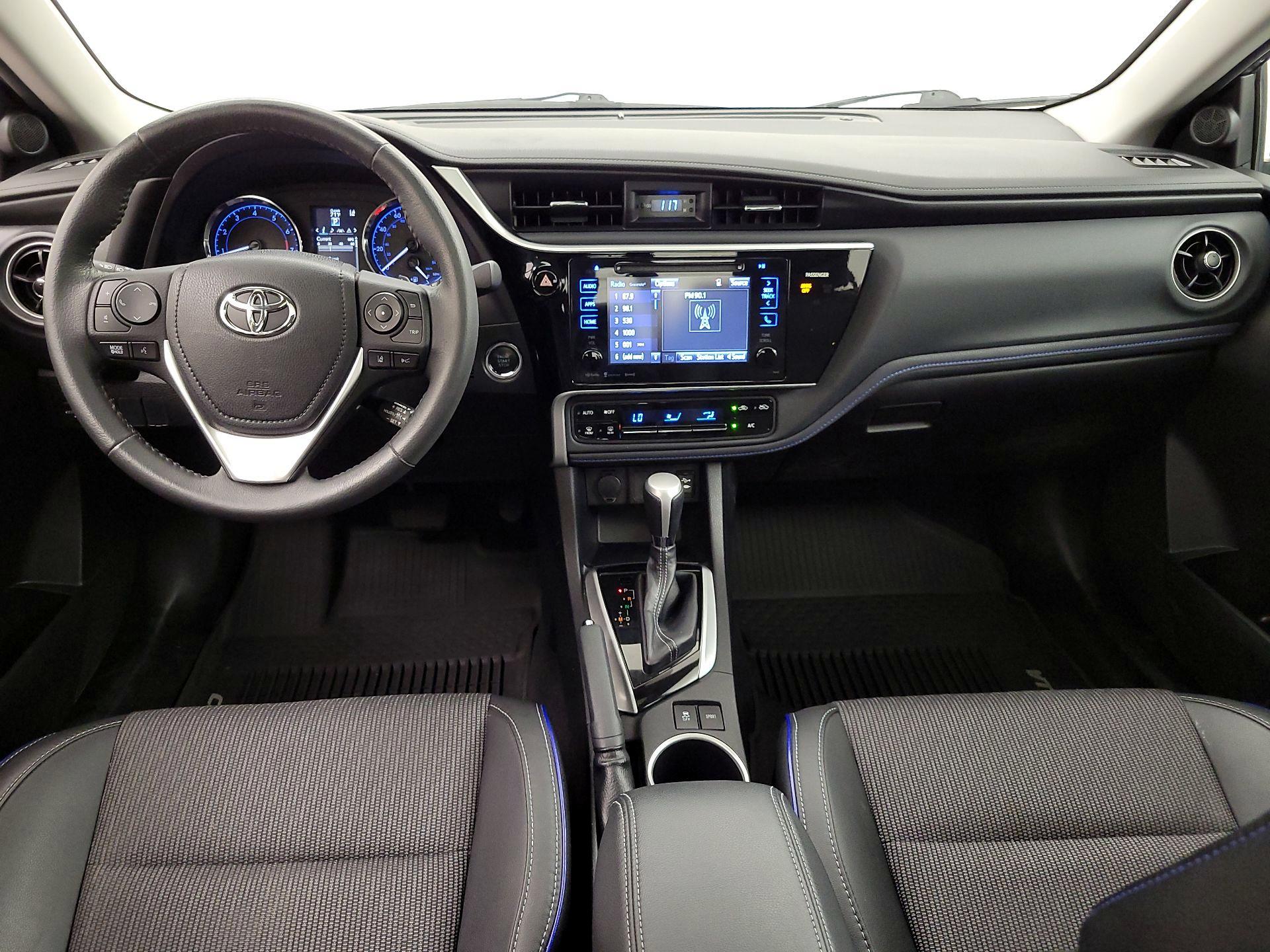 Thumbnail: 2017 Toyota Corolla - 9