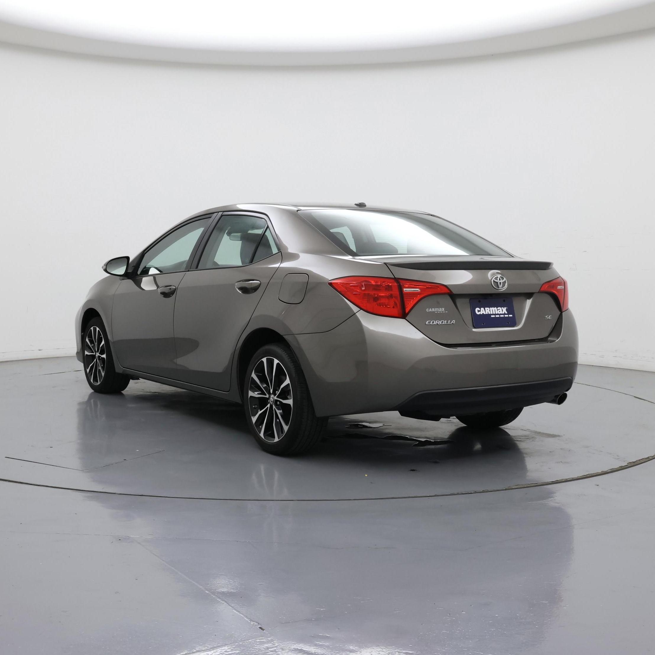 Thumbnail: 2017 Toyota Corolla - 2