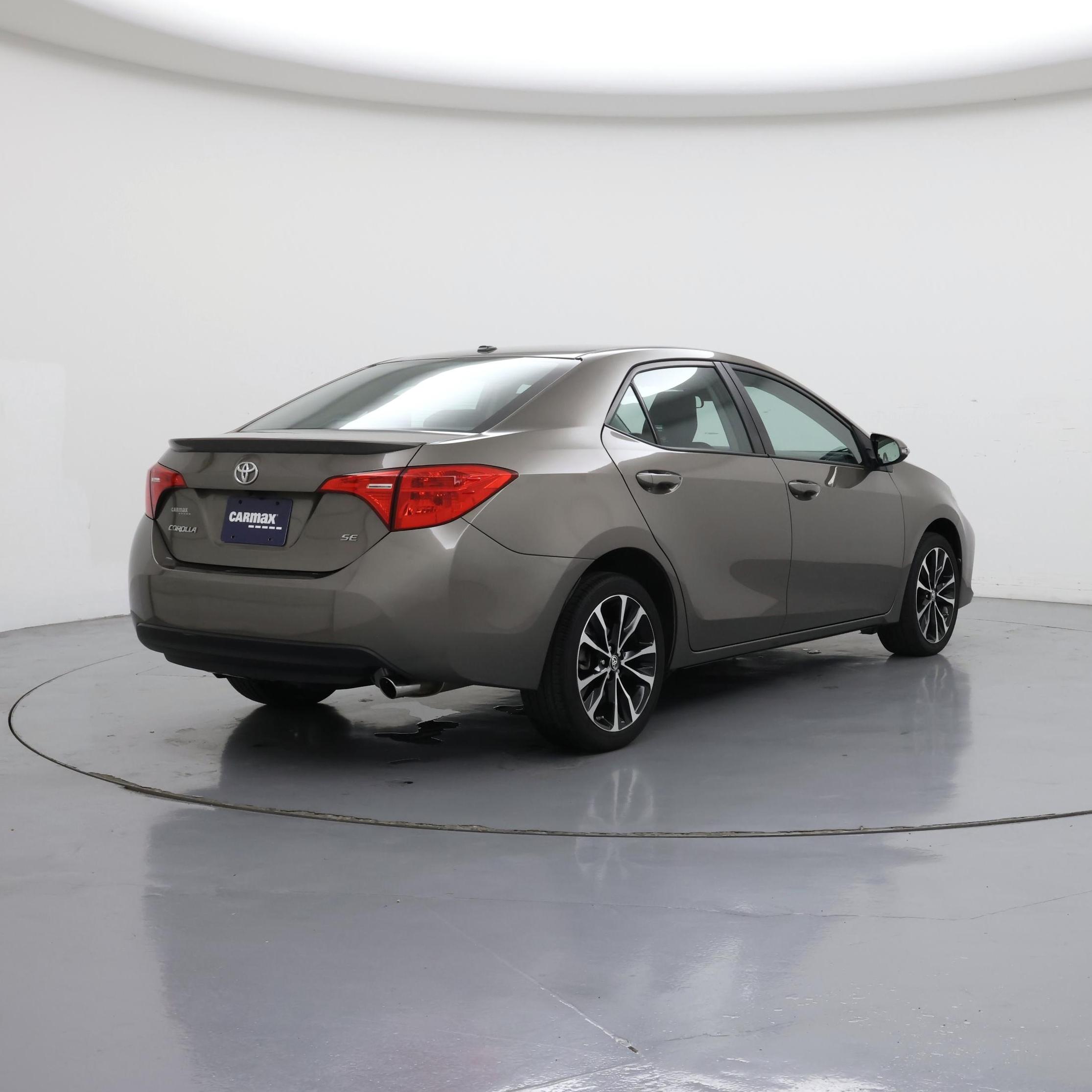Thumbnail: 2017 Toyota Corolla - 8