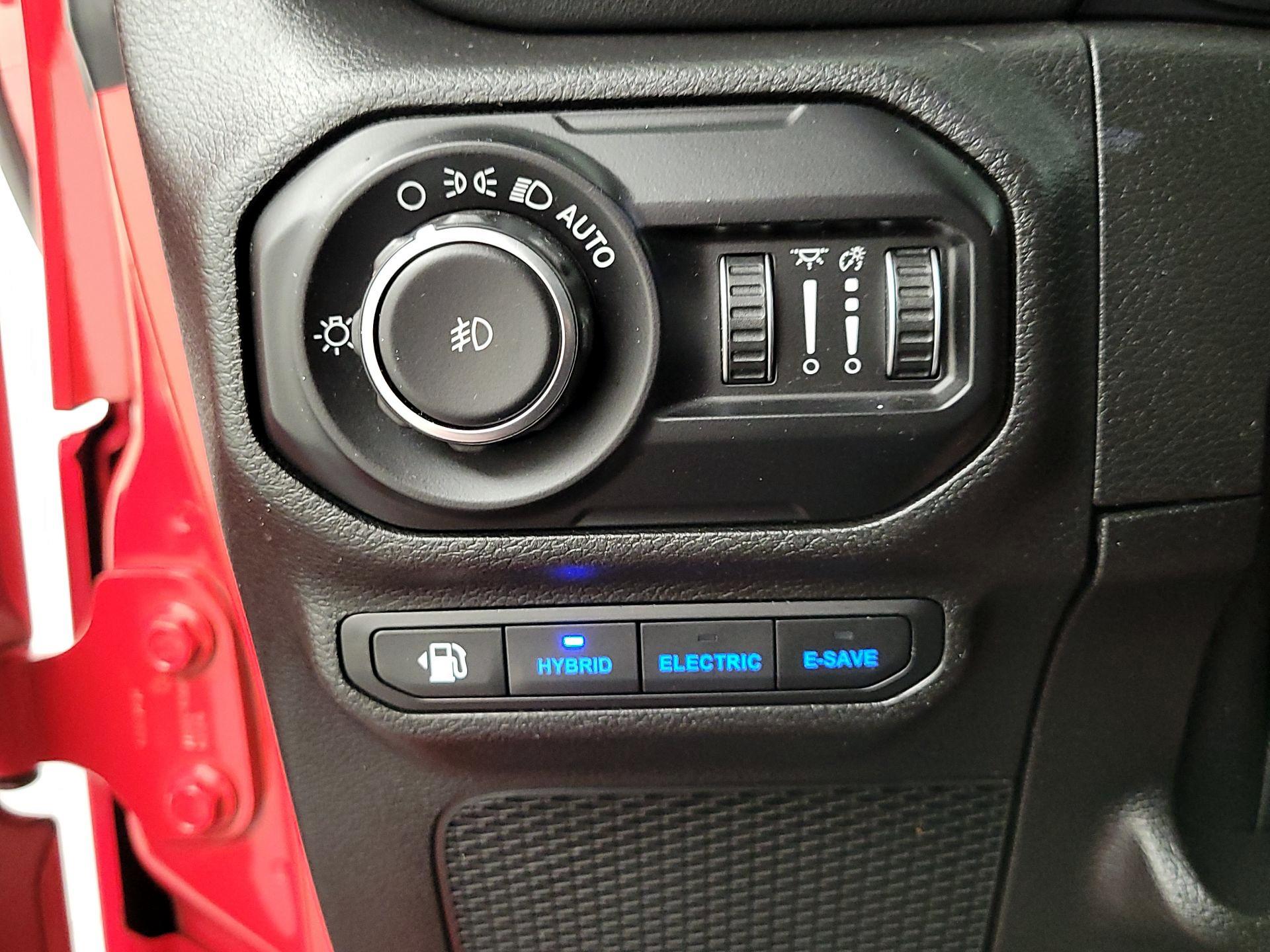 Thumbnail: 2021 Jeep Wrangler - 13