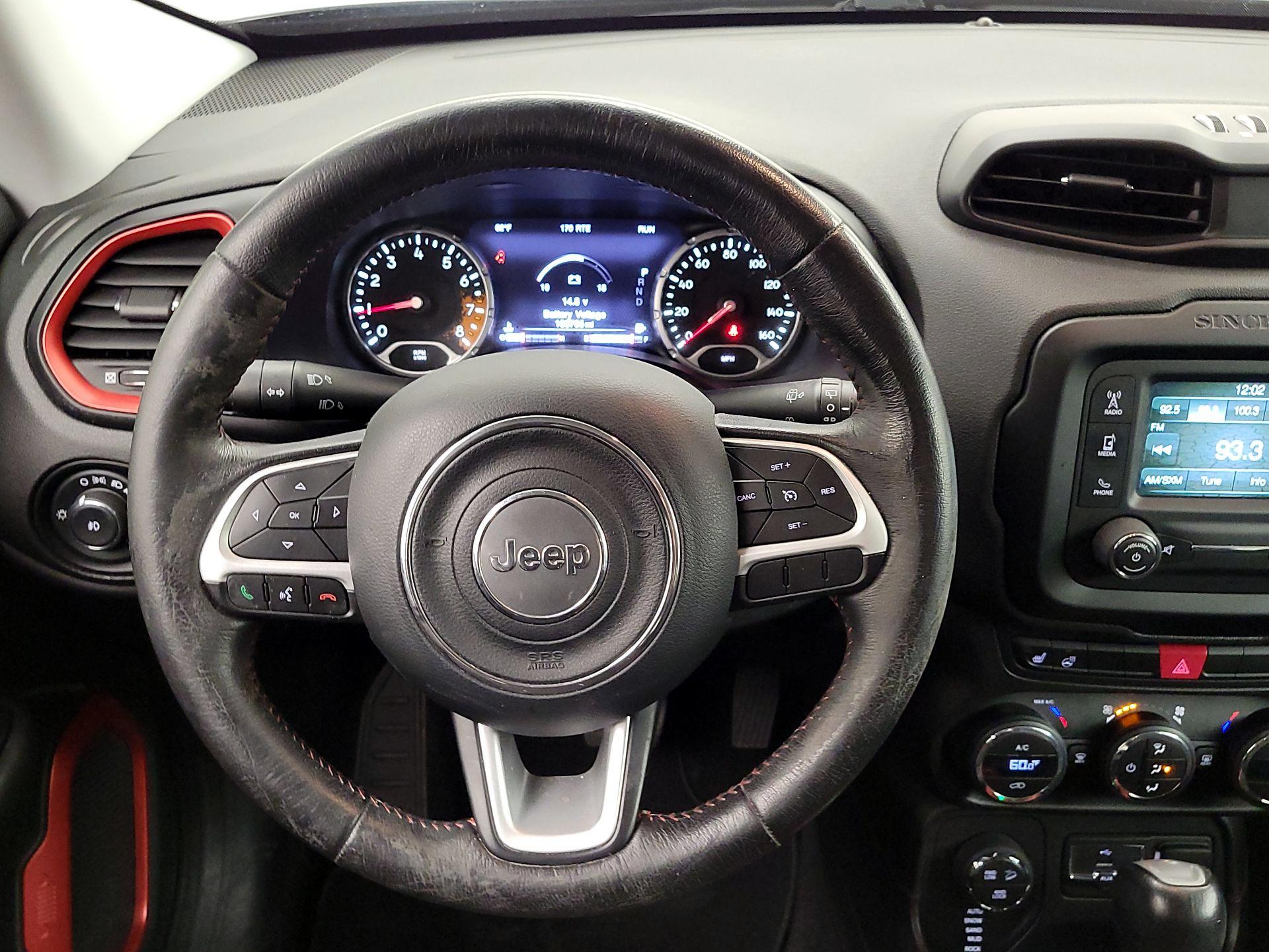 Thumbnail: 2015 Jeep Renegade - 10