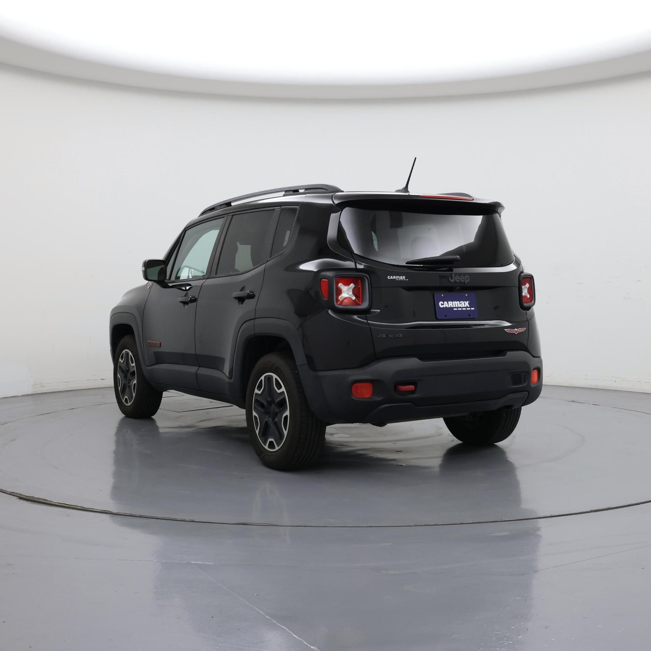 Thumbnail: 2015 Jeep Renegade - 2