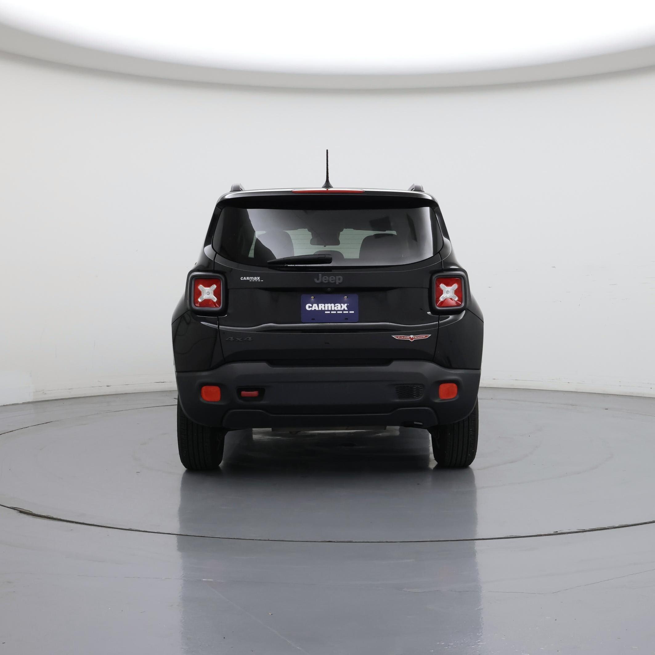Thumbnail: 2015 Jeep Renegade - 6