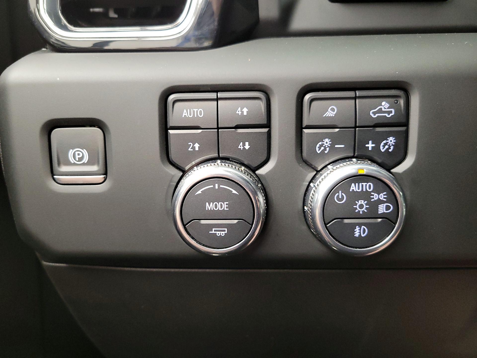 Thumbnail: 2024 GMC Sierra 1500 - 13