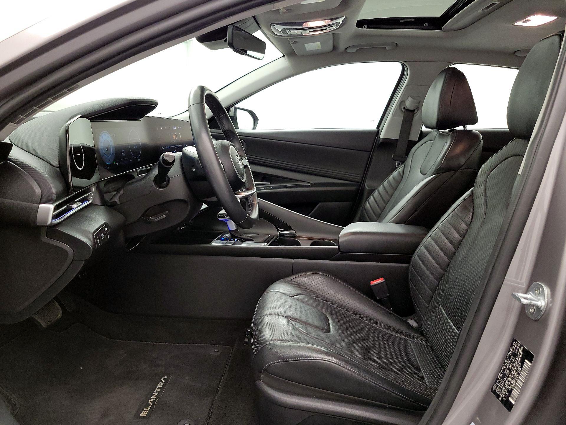 Thumbnail: 2021 Hyundai Elantra - 11
