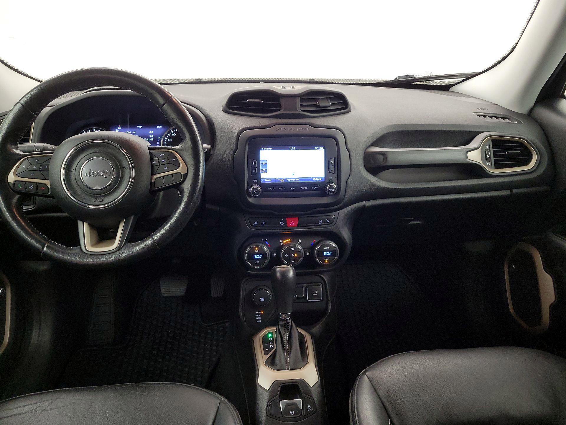 Thumbnail: 2016 Jeep Renegade - 9