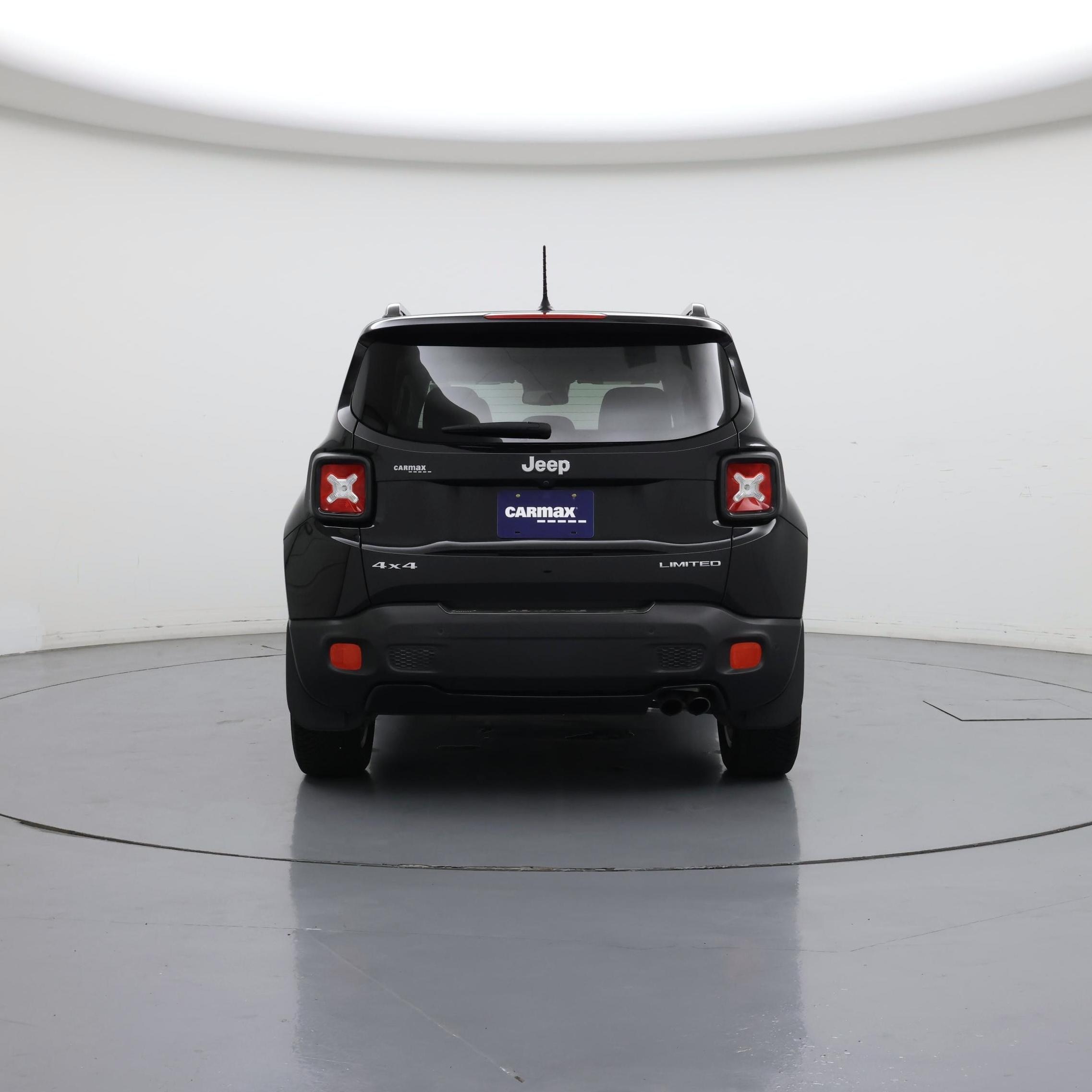 Thumbnail: 2016 Jeep Renegade - 6