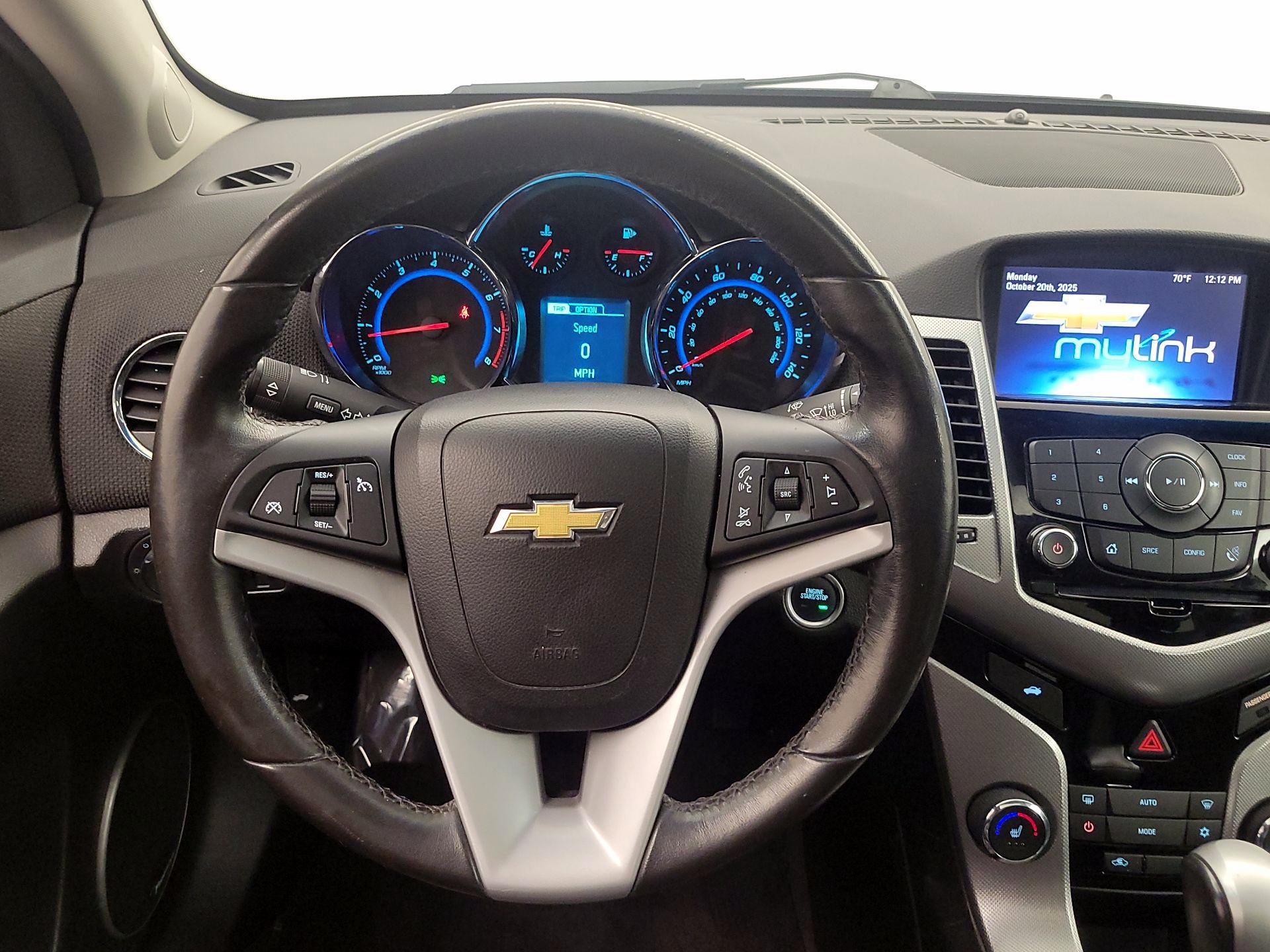 Thumbnail: 2016 Chevrolet Cruze - 10