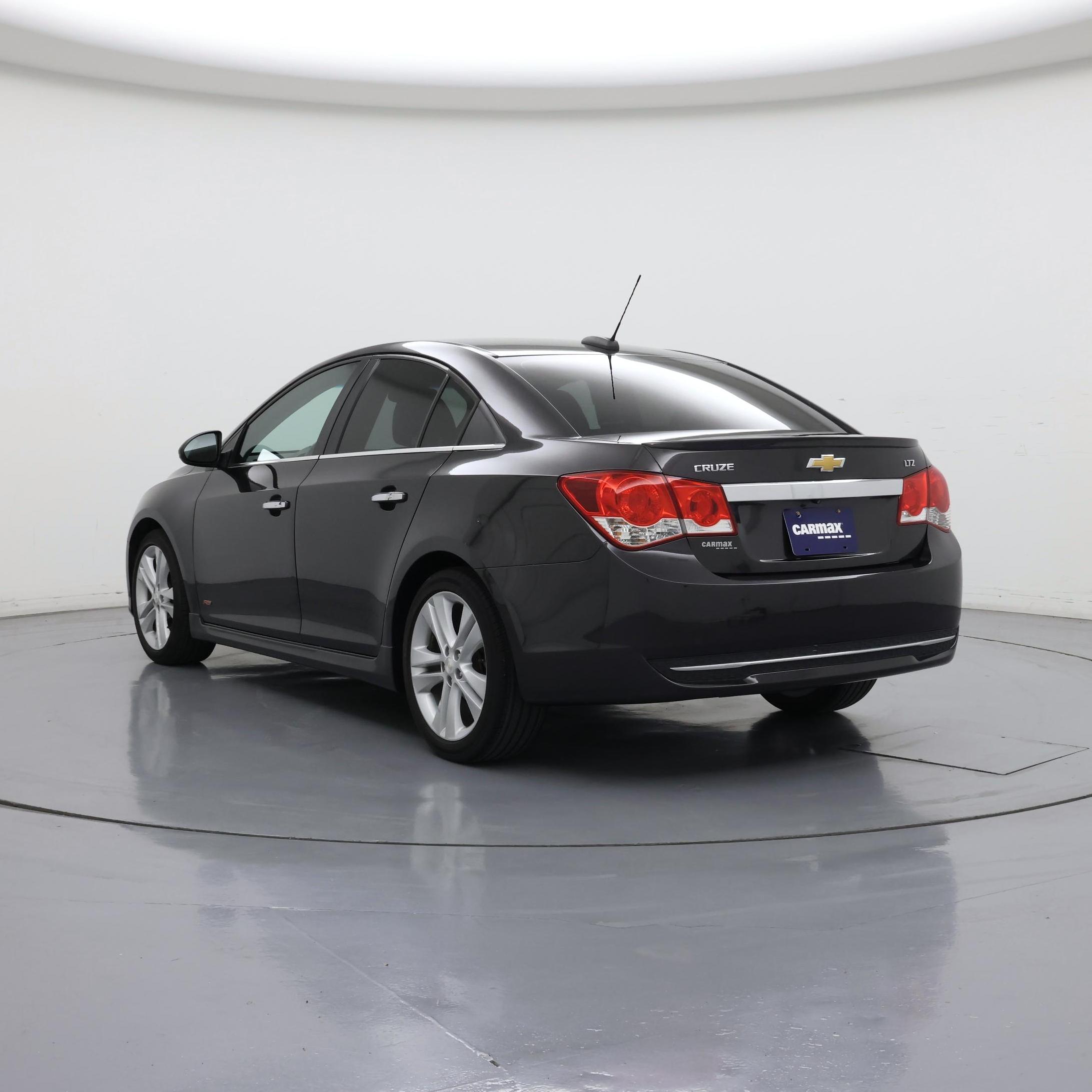 Thumbnail: 2016 Chevrolet Cruze - 2