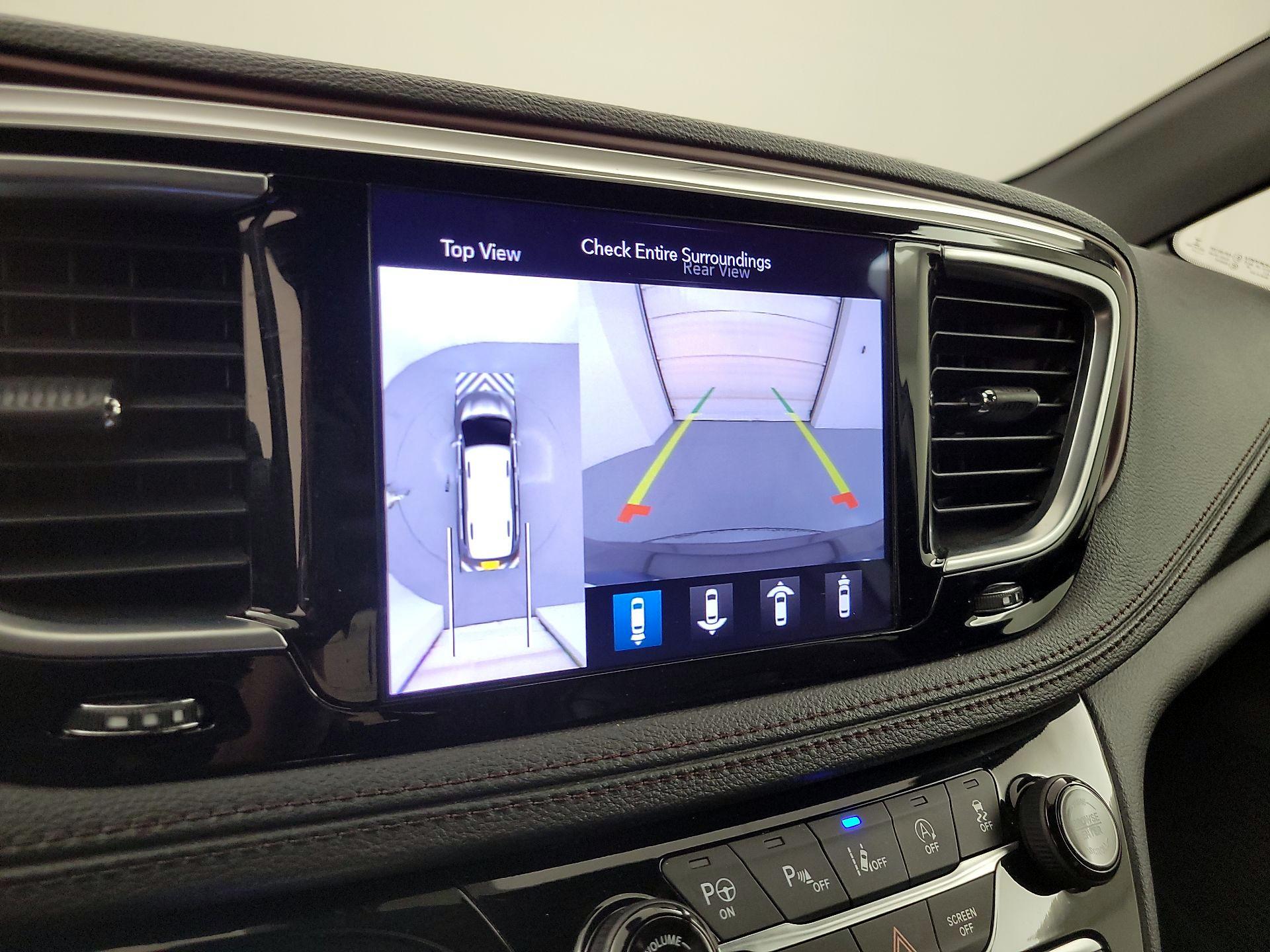 Thumbnail: 2020 Chrysler Pacifica - 15