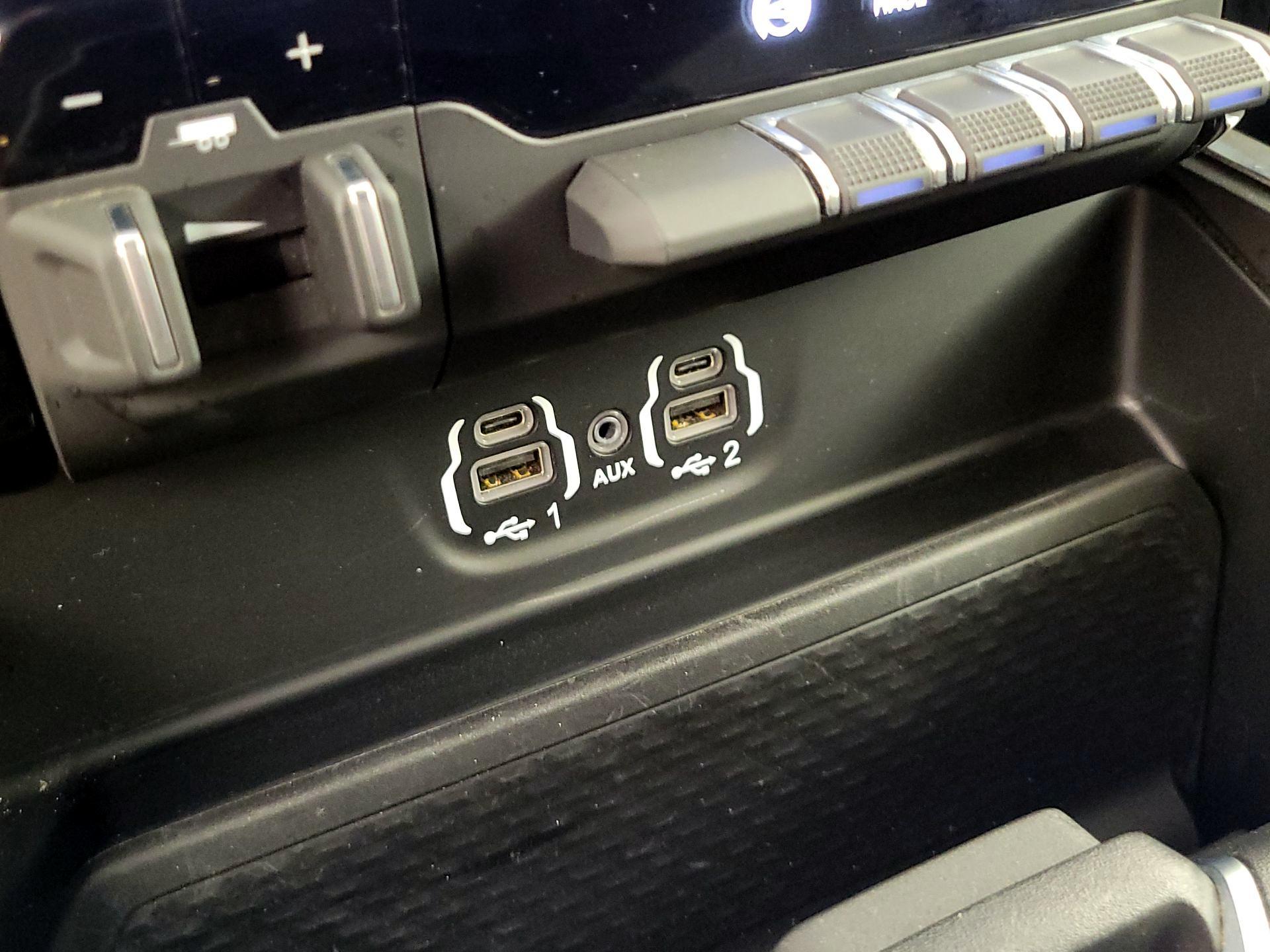 Thumbnail: 2024 RAM 3500 - 19