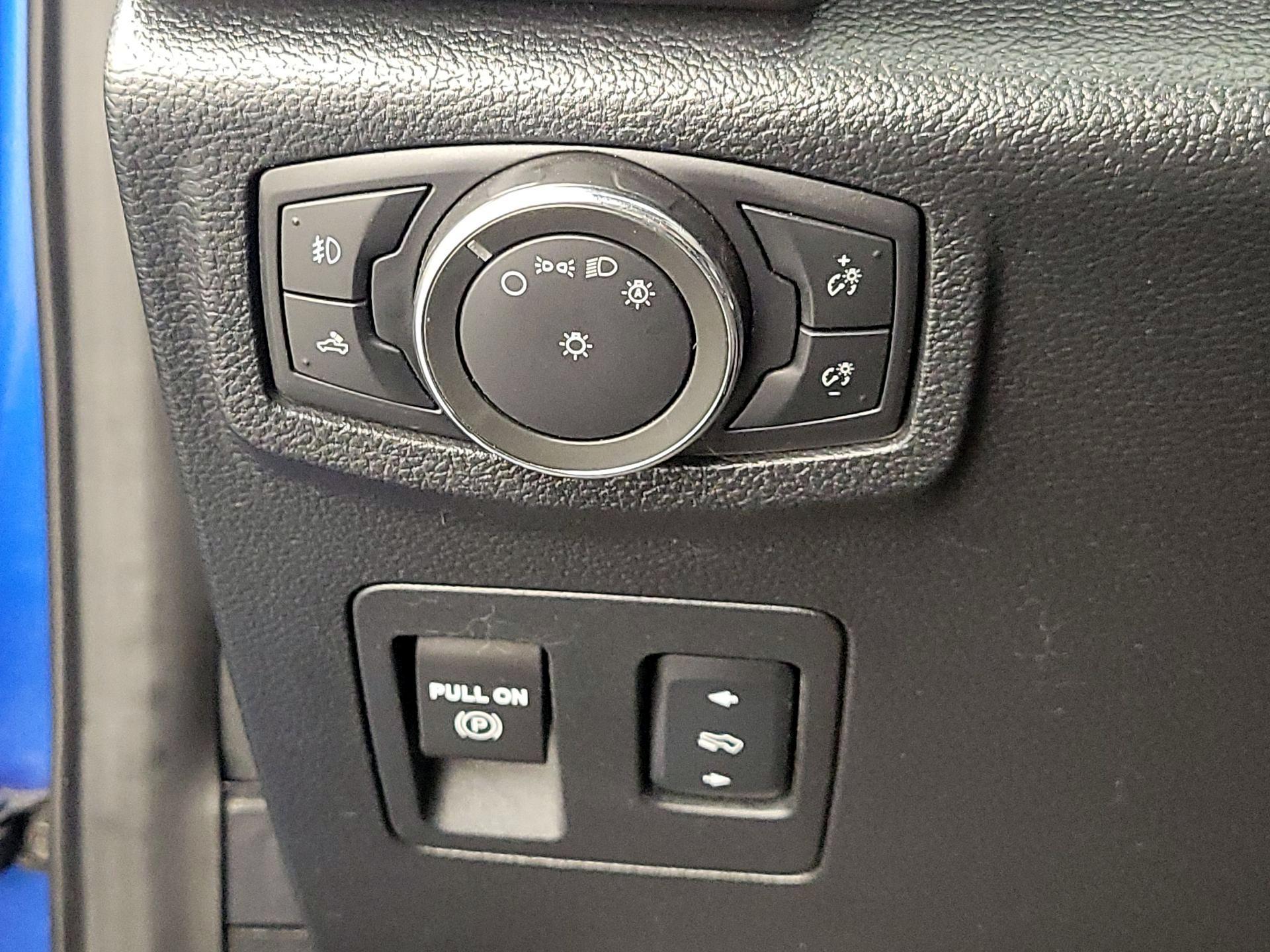 Thumbnail: 2016 Ford F-150 - 13