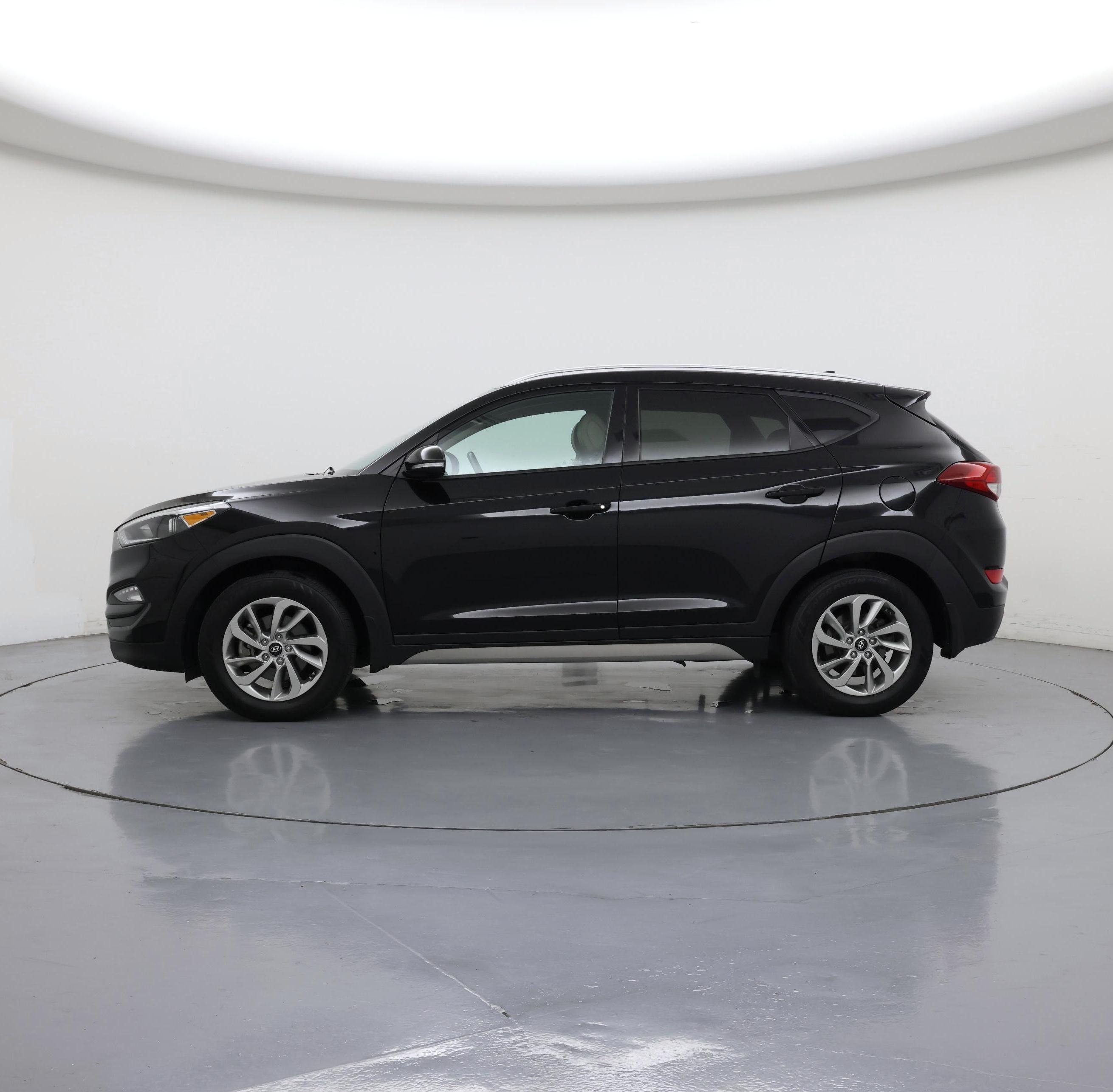 Thumbnail: 2018 Hyundai Tucson - 3