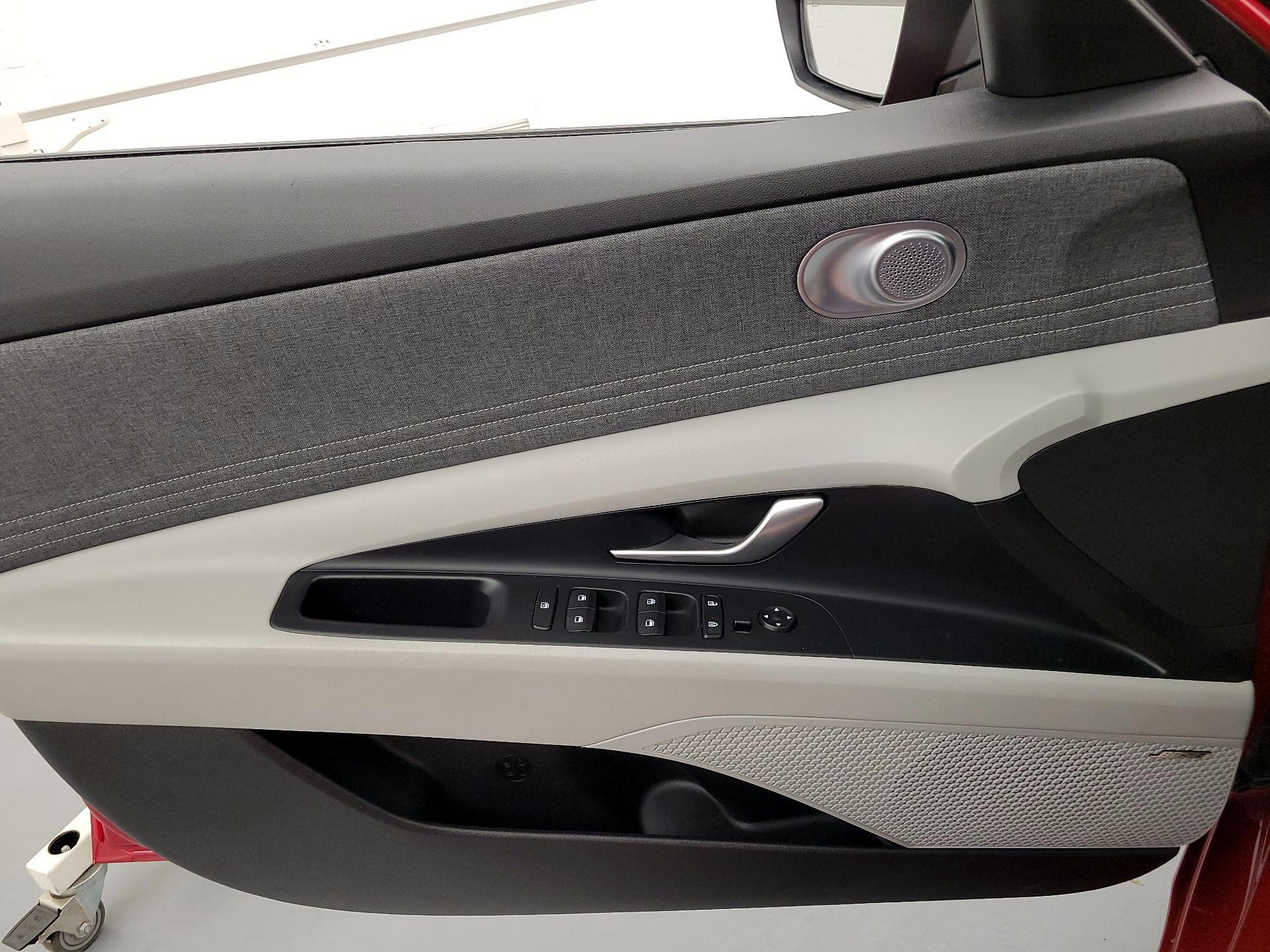 Thumbnail: 2023 Hyundai Elantra - 12