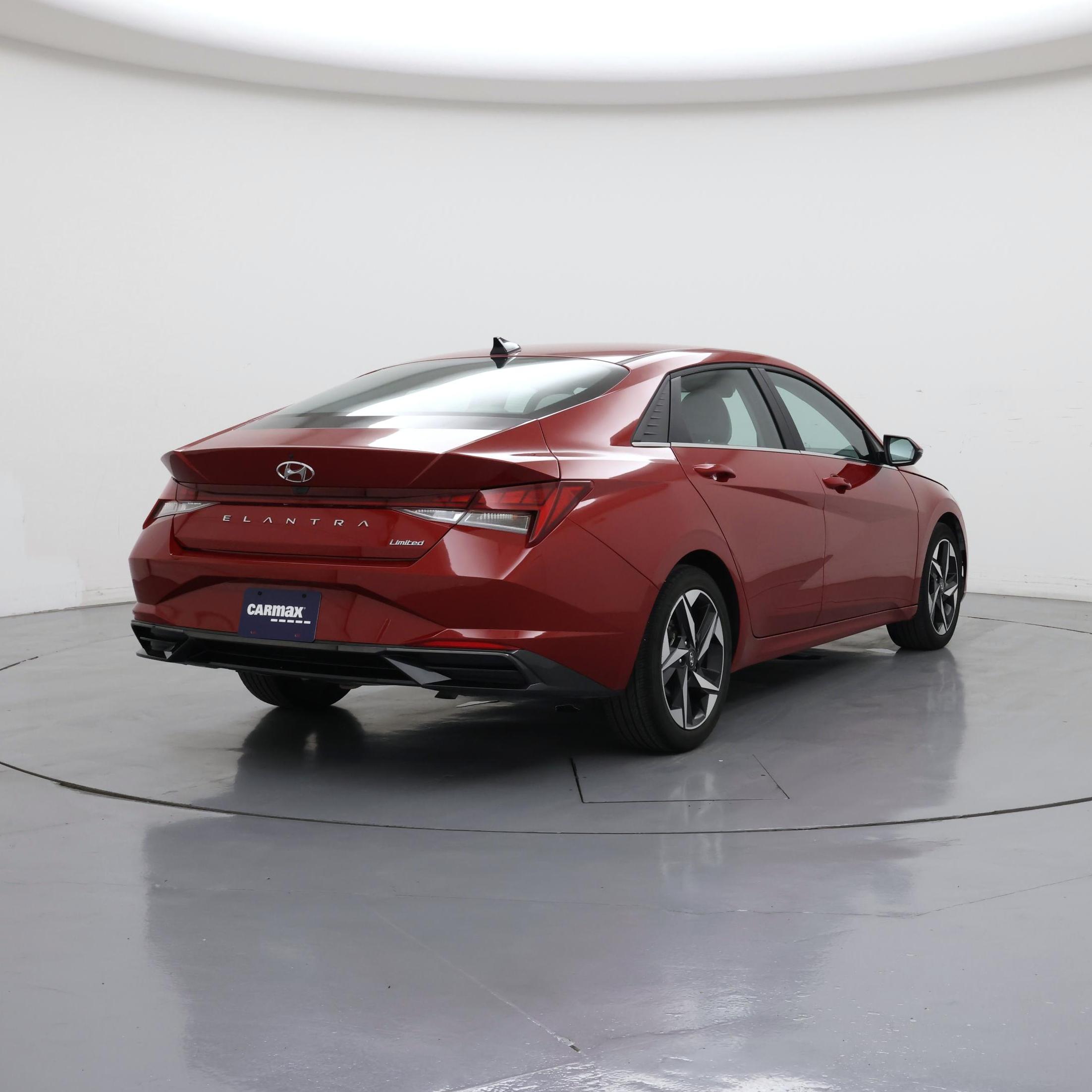 Thumbnail: 2023 Hyundai Elantra - 8