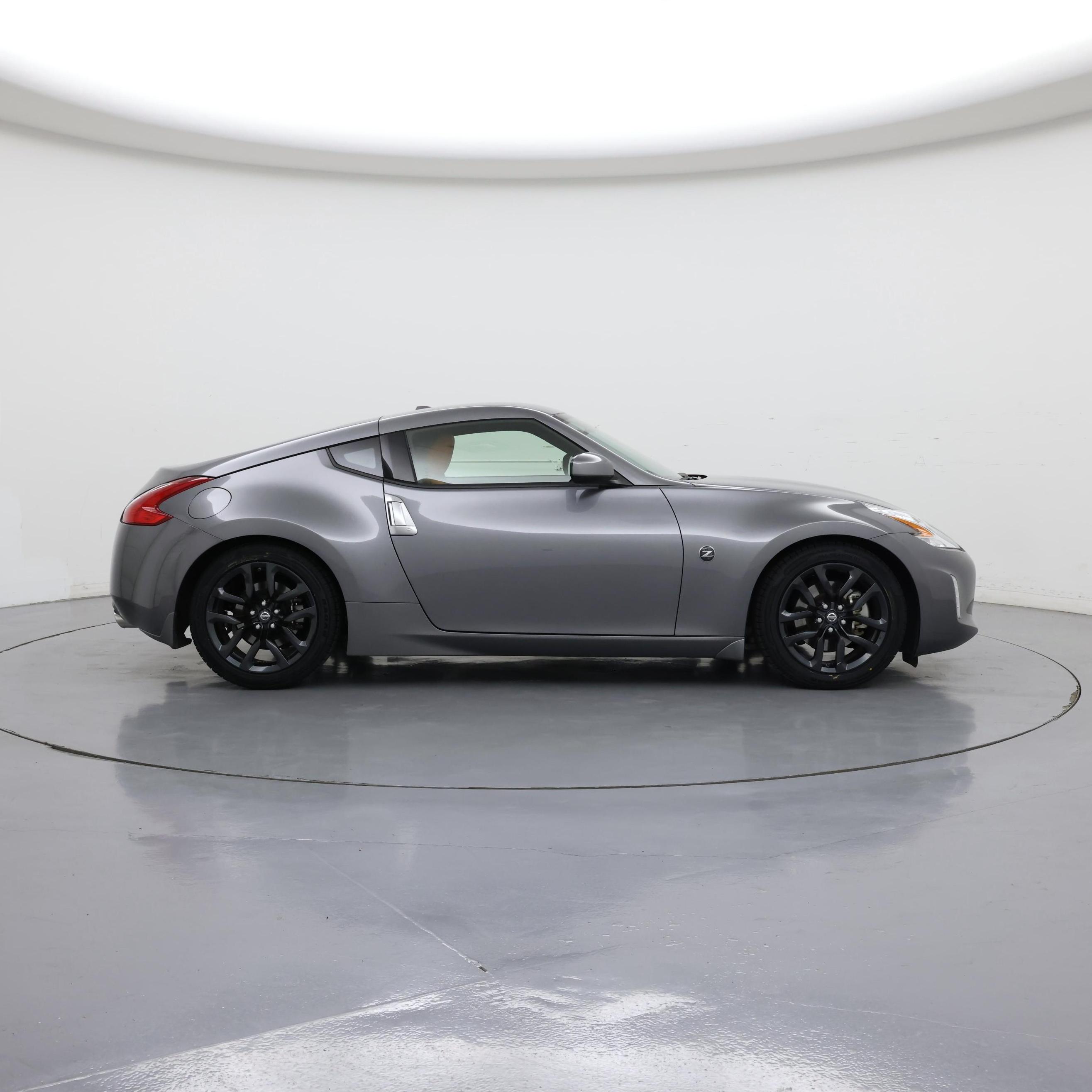 Thumbnail: 2016 Nissan Z - 7