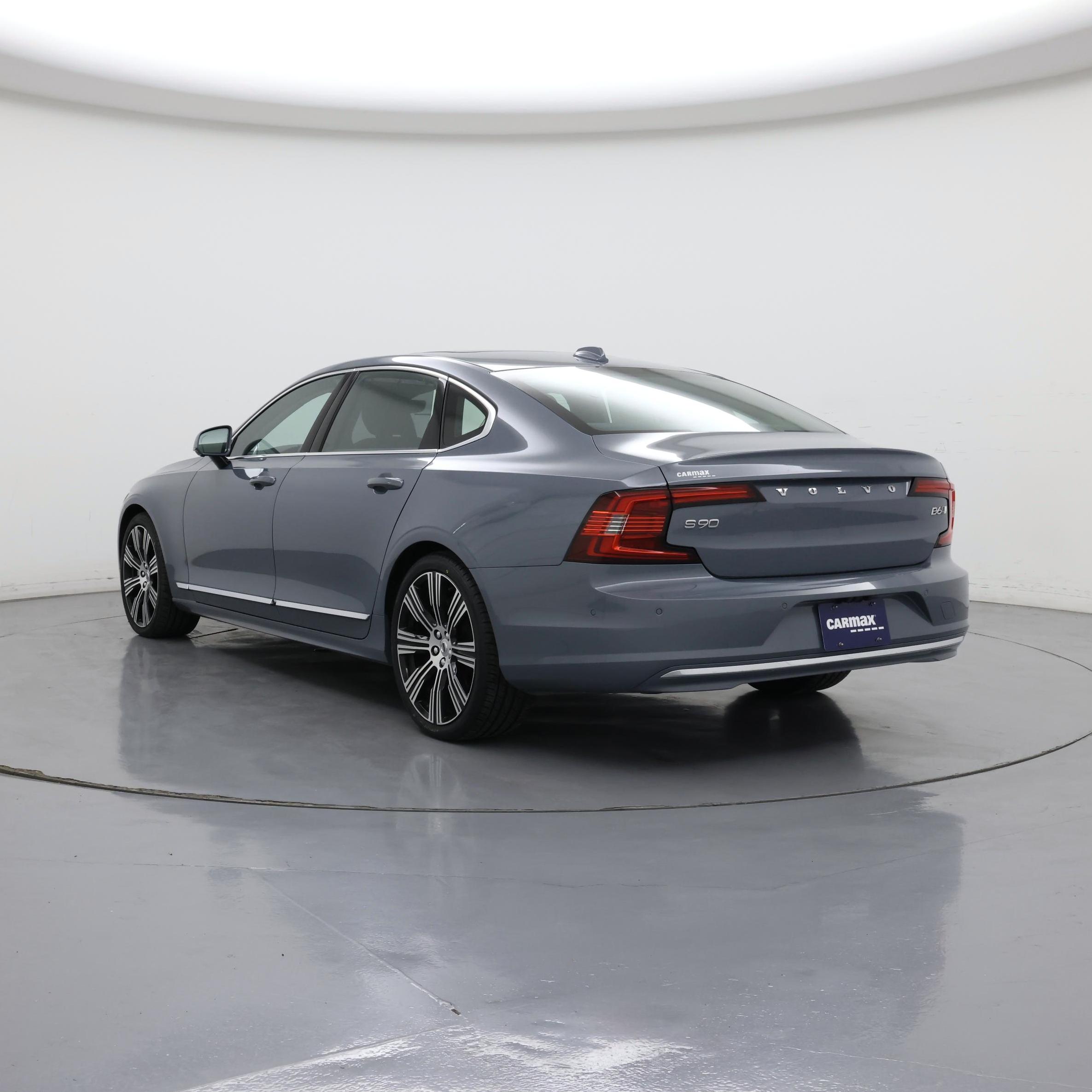Thumbnail: 2023 Volvo S90 - 2