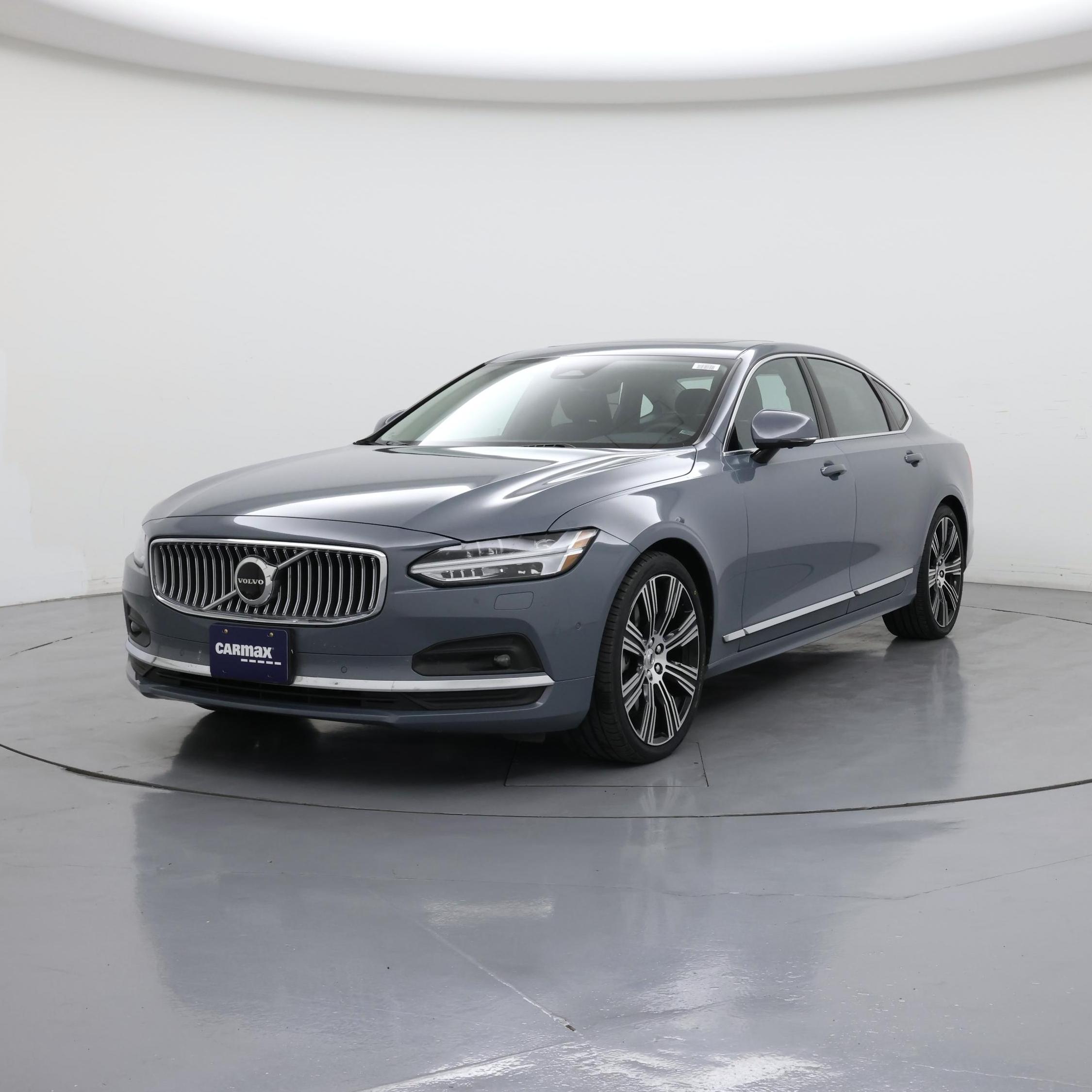 Thumbnail: 2023 Volvo S90 - 4