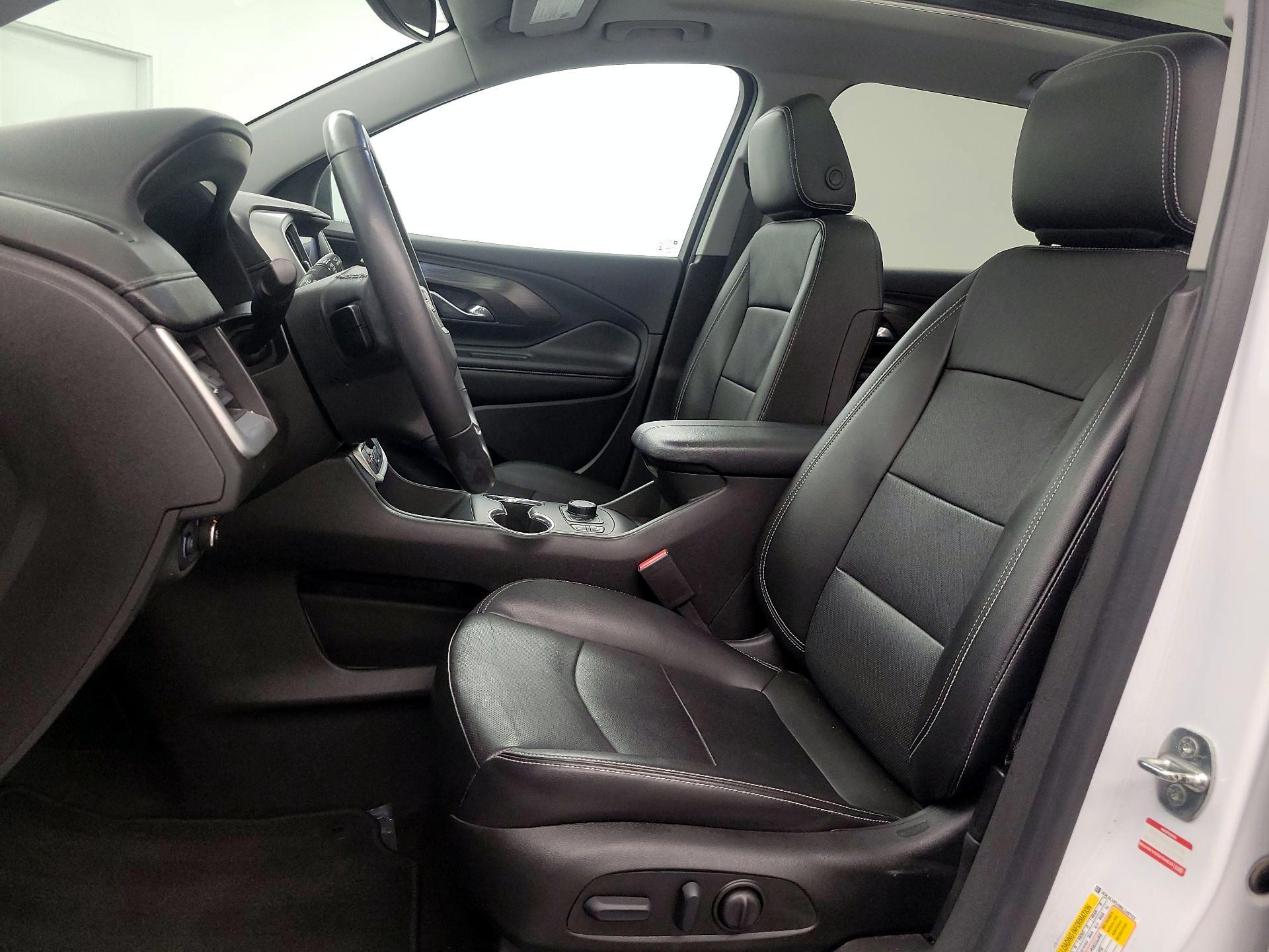 Thumbnail: 2022 GMC Terrain - 11