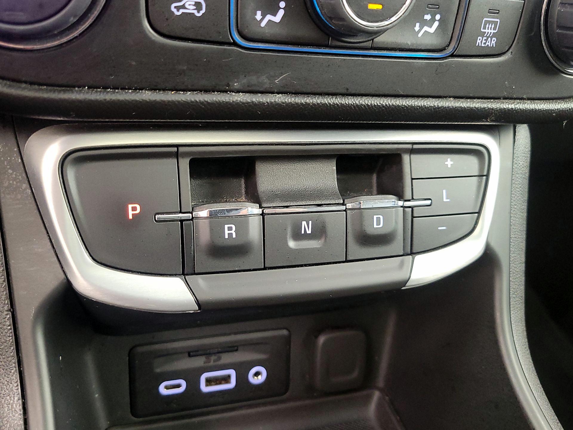 Thumbnail: 2022 GMC Terrain - 18