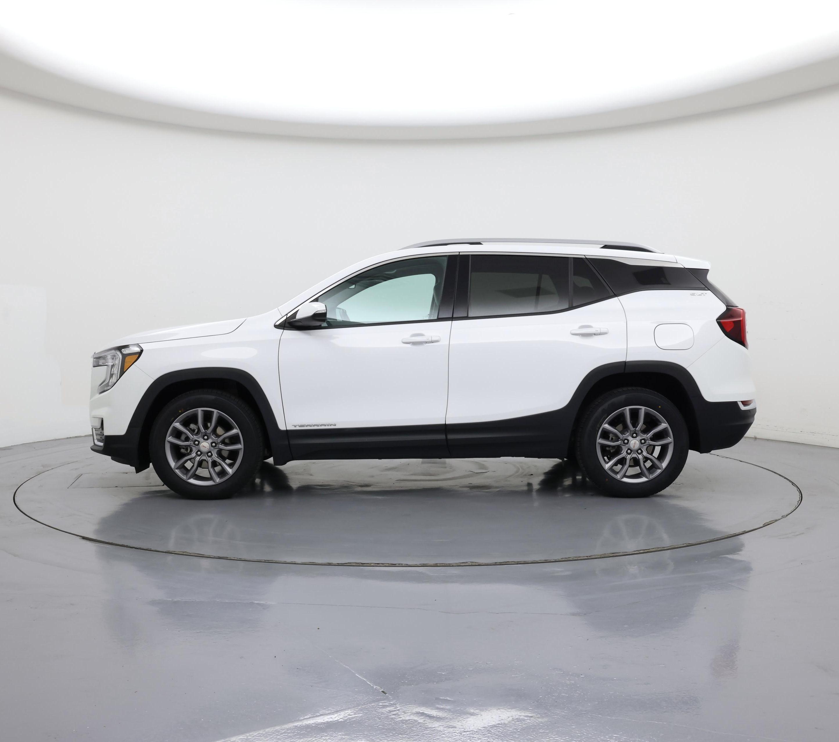 Thumbnail: 2022 GMC Terrain - 3