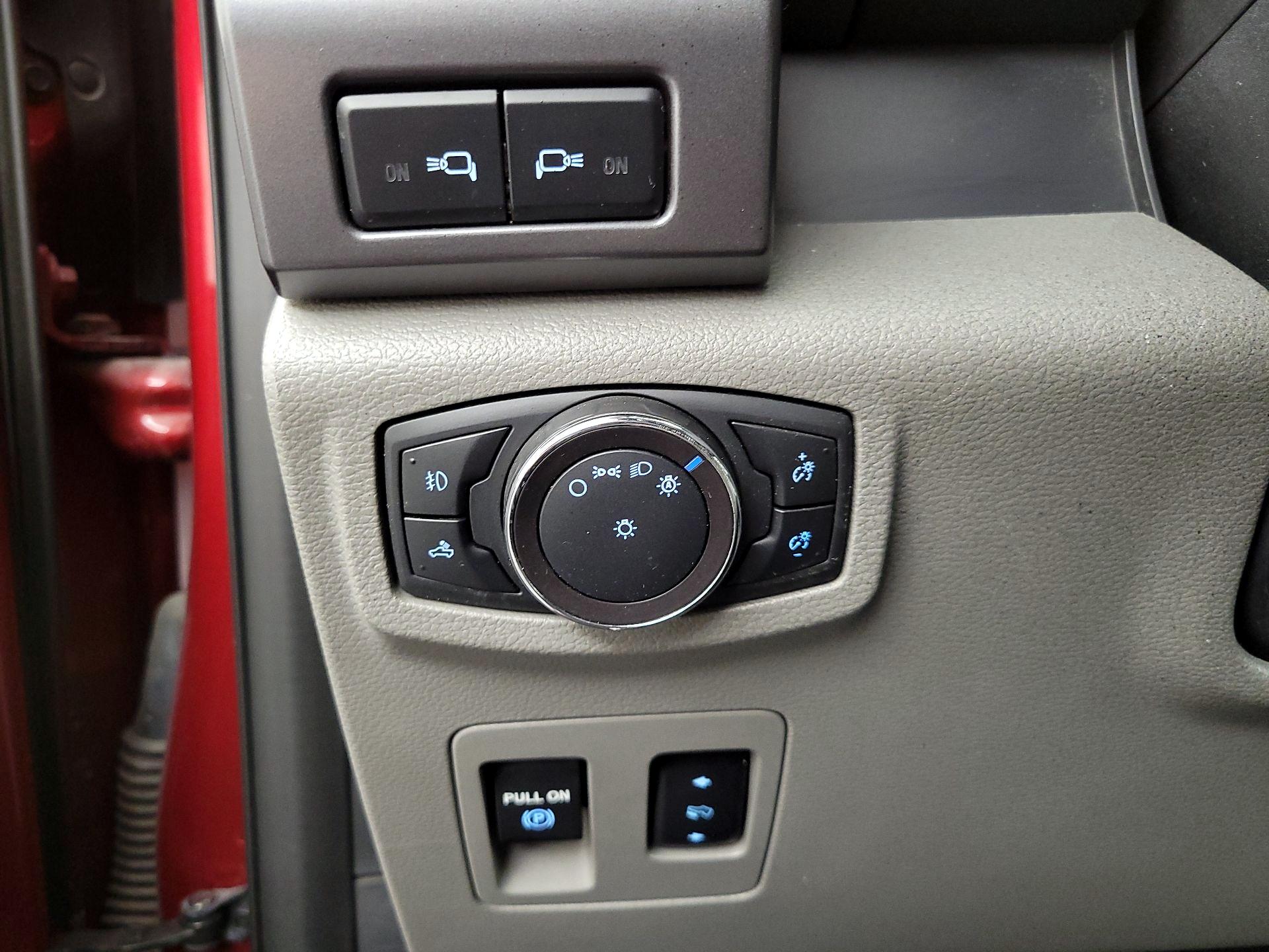 Thumbnail: 2019 Ford F-150 - 13