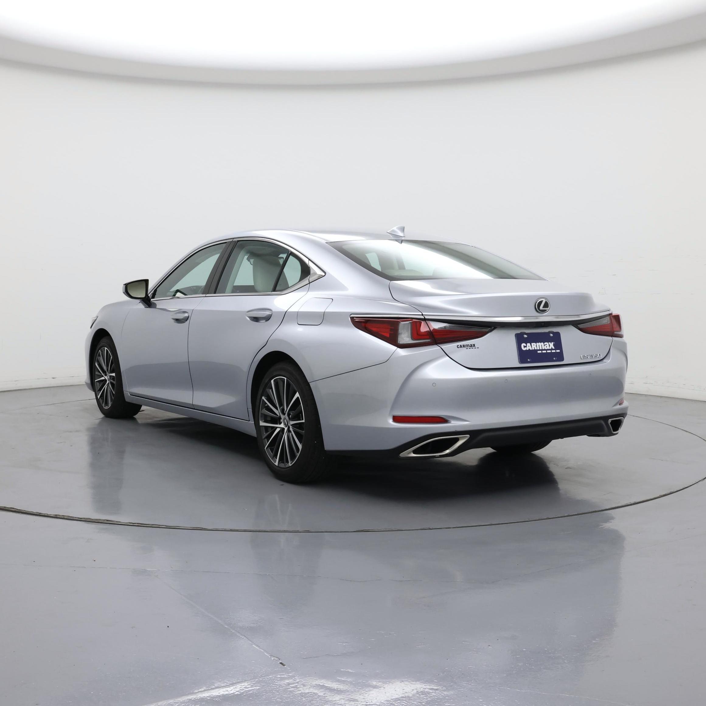 Thumbnail: 2024 Lexus ES - 2