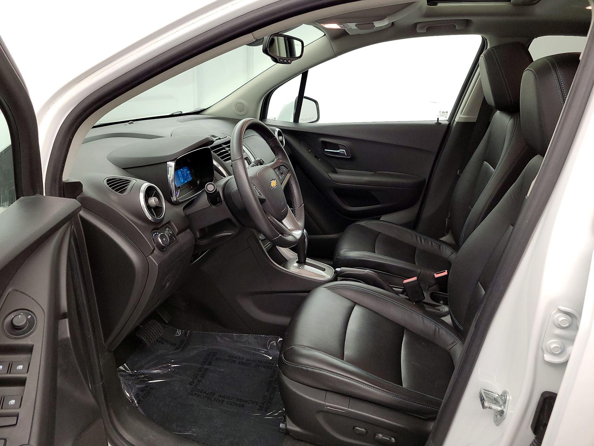 Thumbnail: 2015 Chevrolet Trax - 11