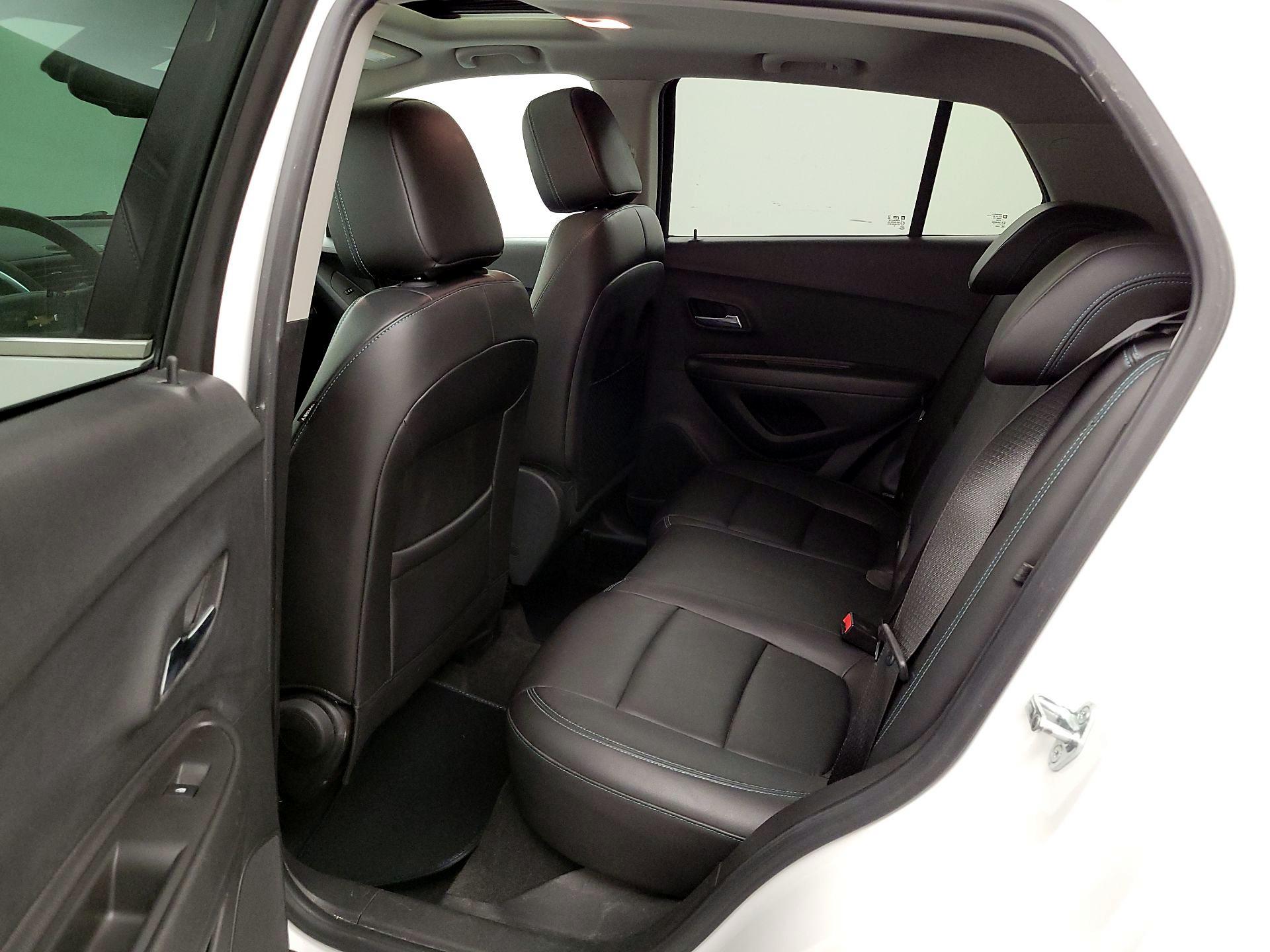 Thumbnail: 2015 Chevrolet Trax - 19