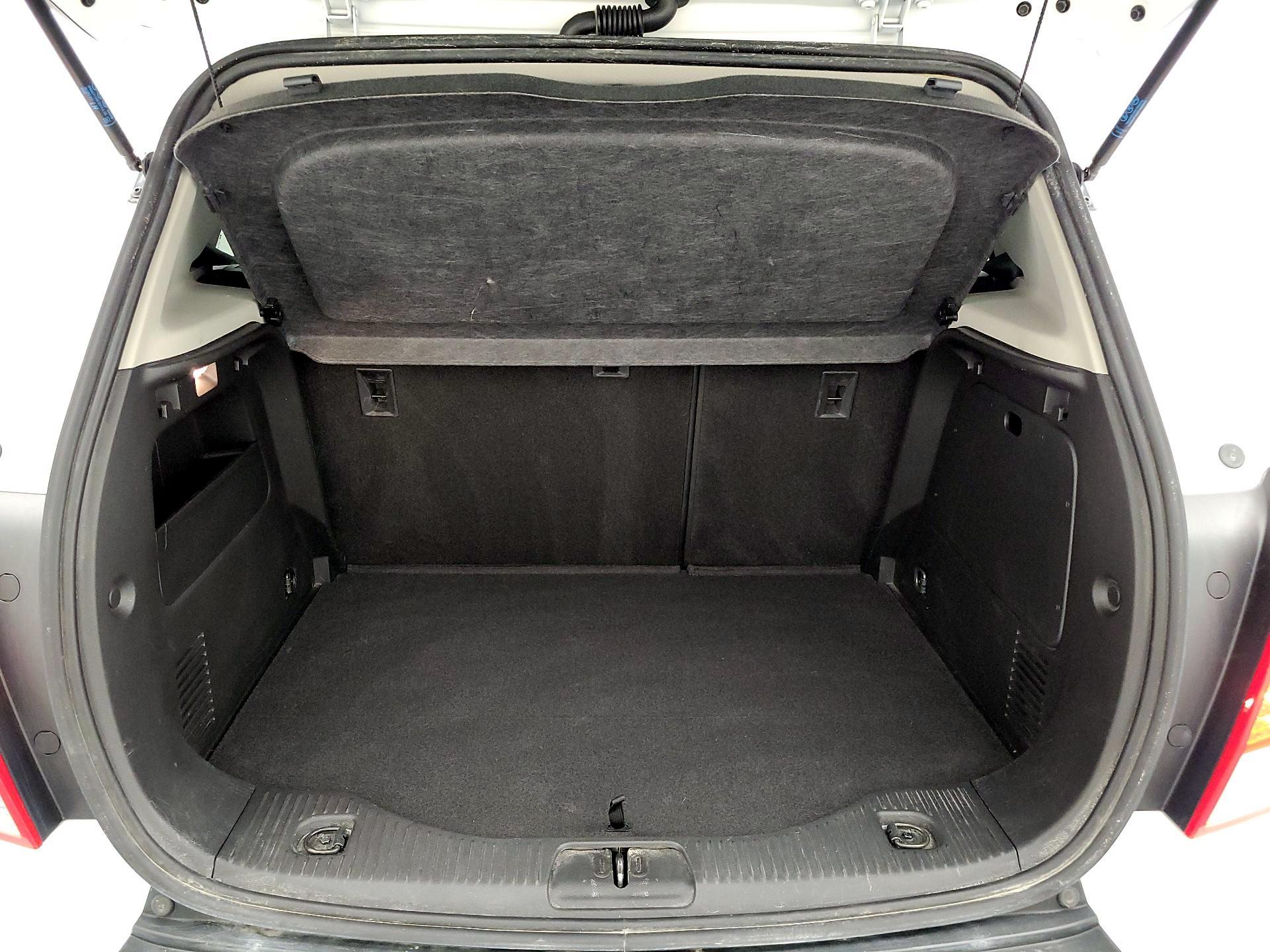 Thumbnail: 2015 Chevrolet Trax - 20