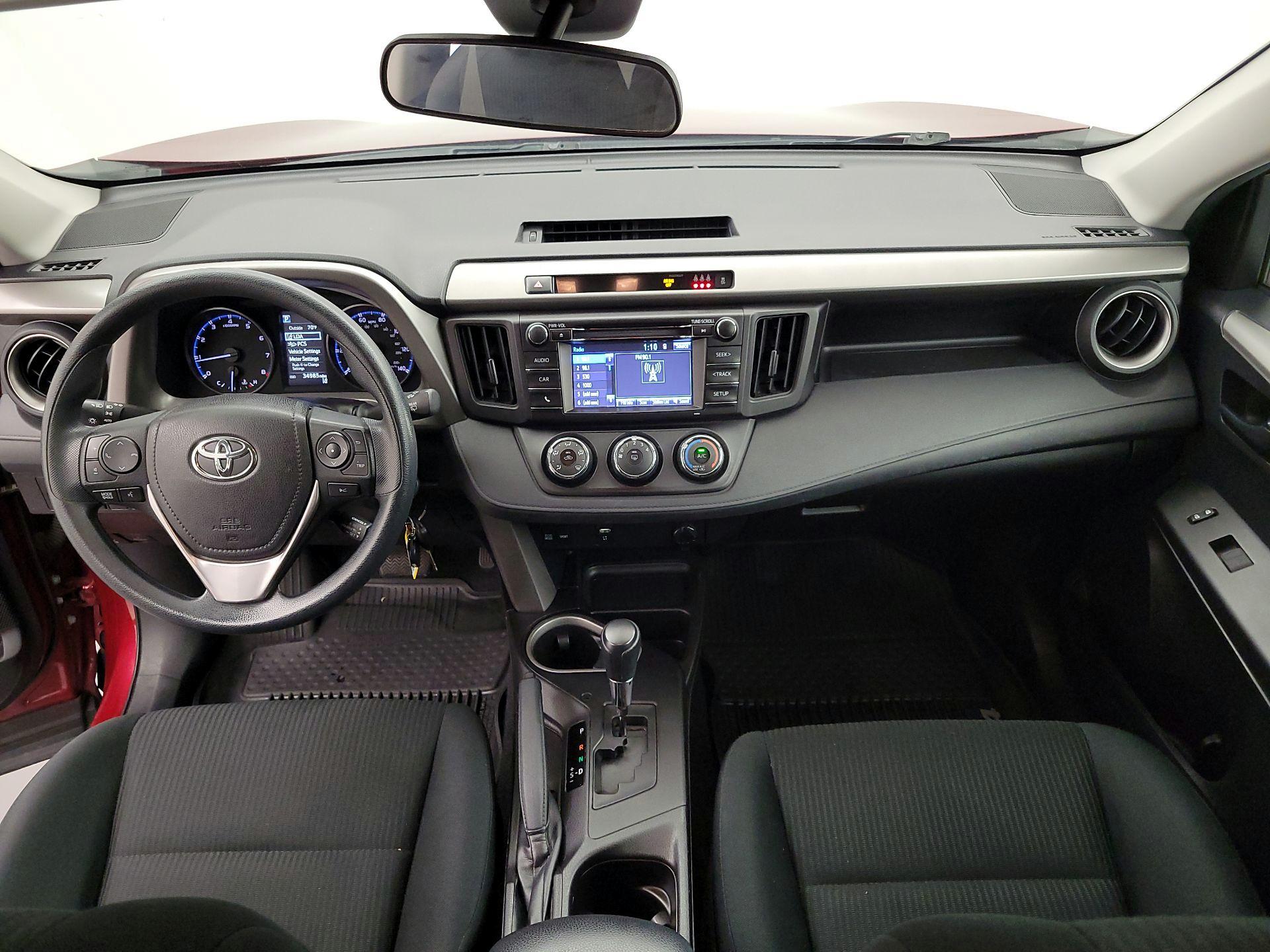 Thumbnail: 2018 Toyota RAV4 - 9