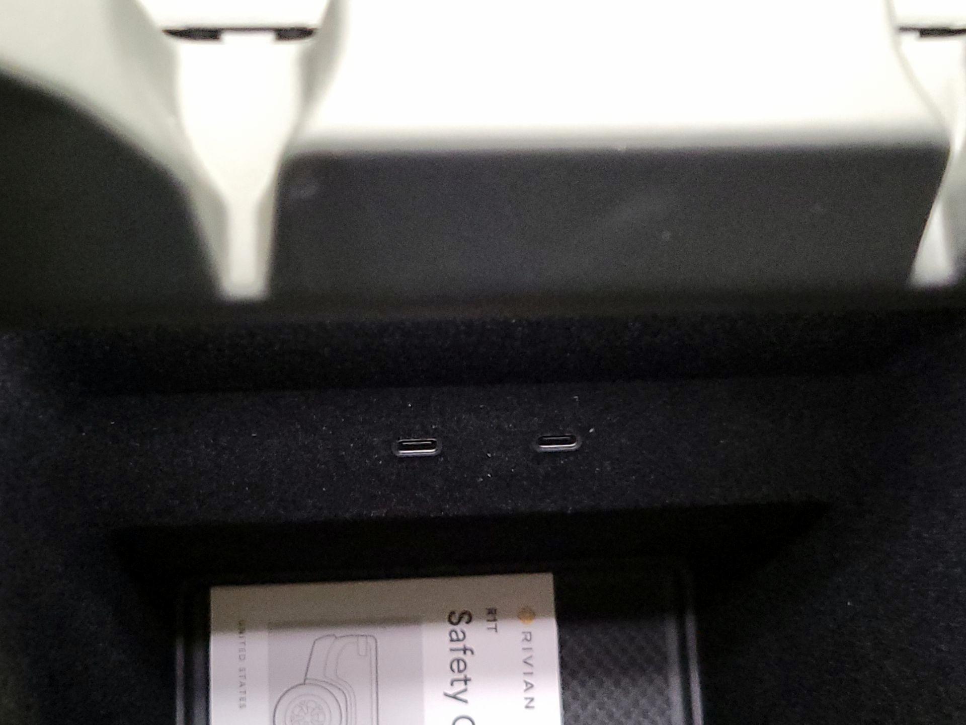 Thumbnail: 2023 Rivian R1T - 18