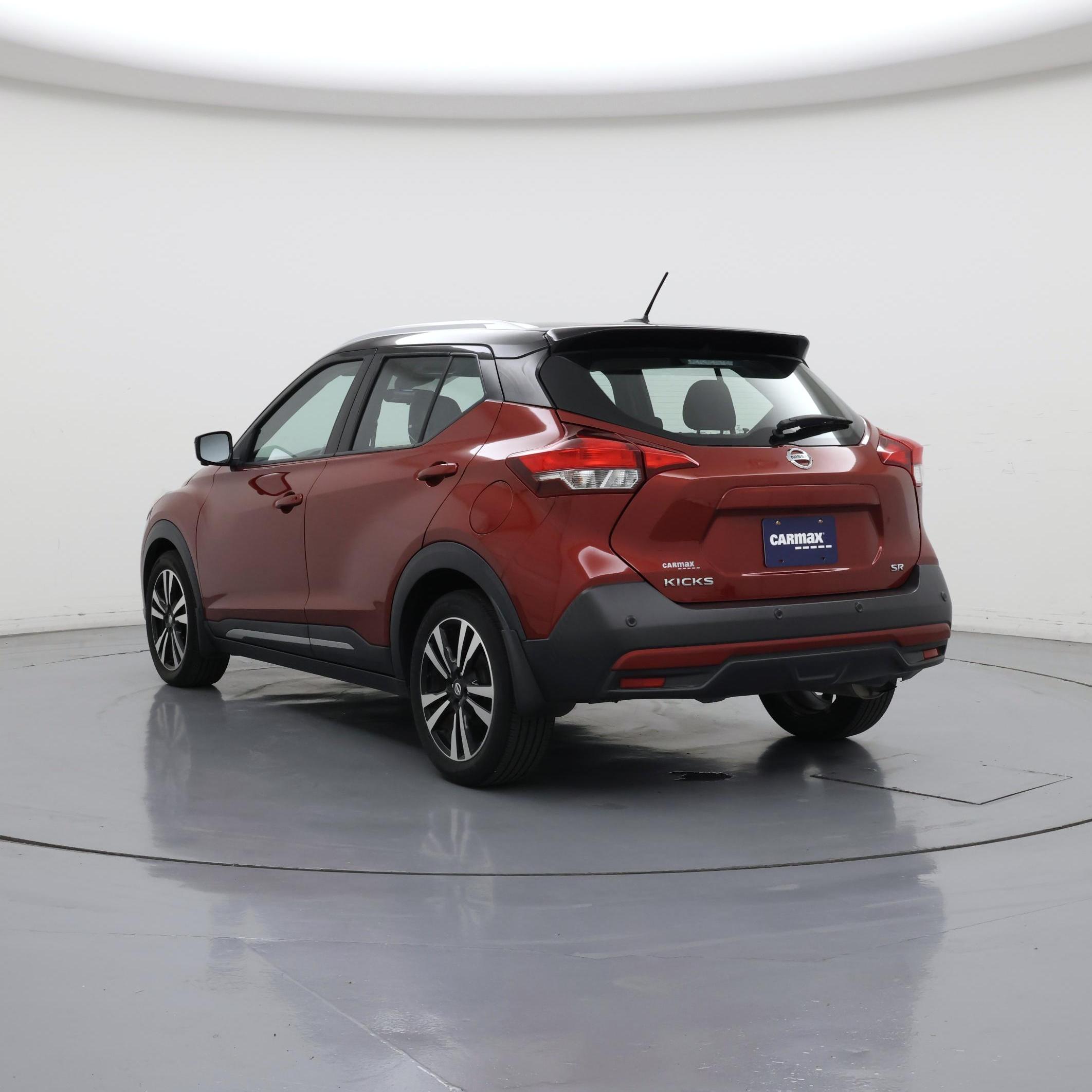 Thumbnail: 2020 Nissan Kicks - 2