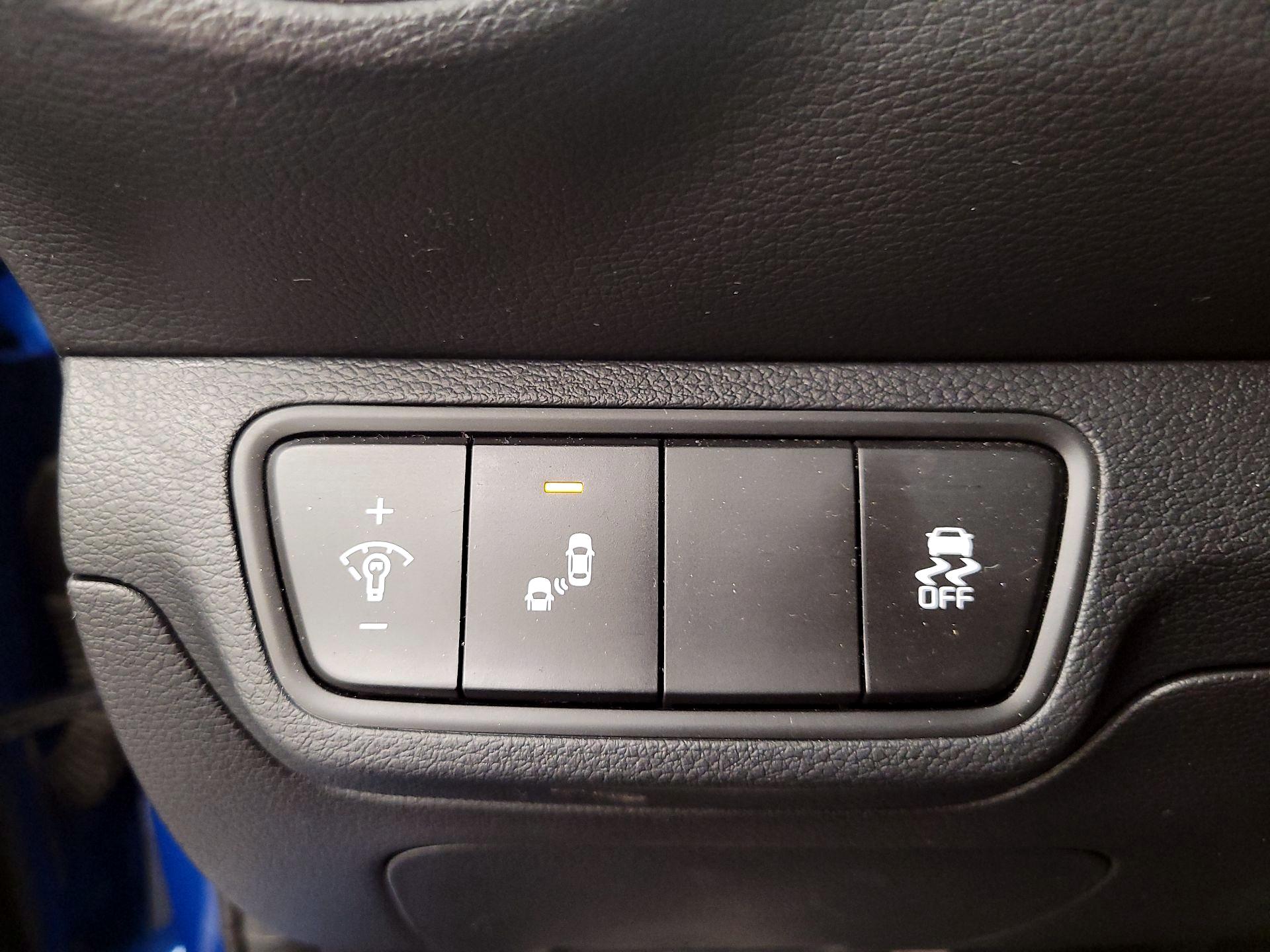 Thumbnail: 2024 Kia Forte - 13