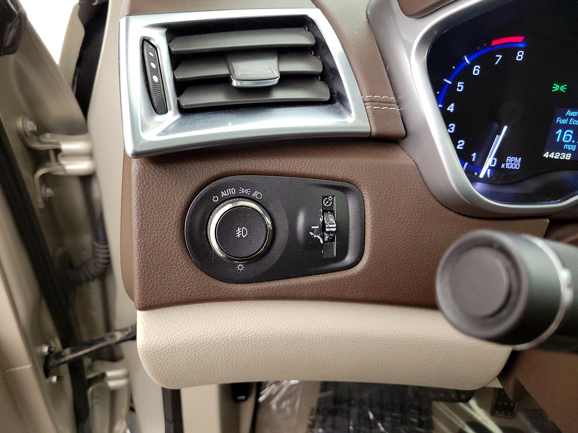 Thumbnail: 2016 Cadillac SRX - 13