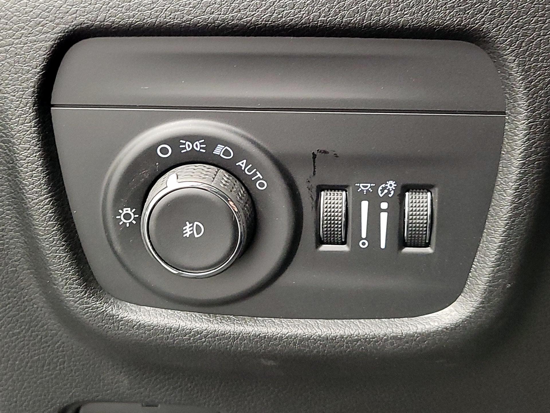 Thumbnail: 2024 Jeep Grand Cherokee - 13