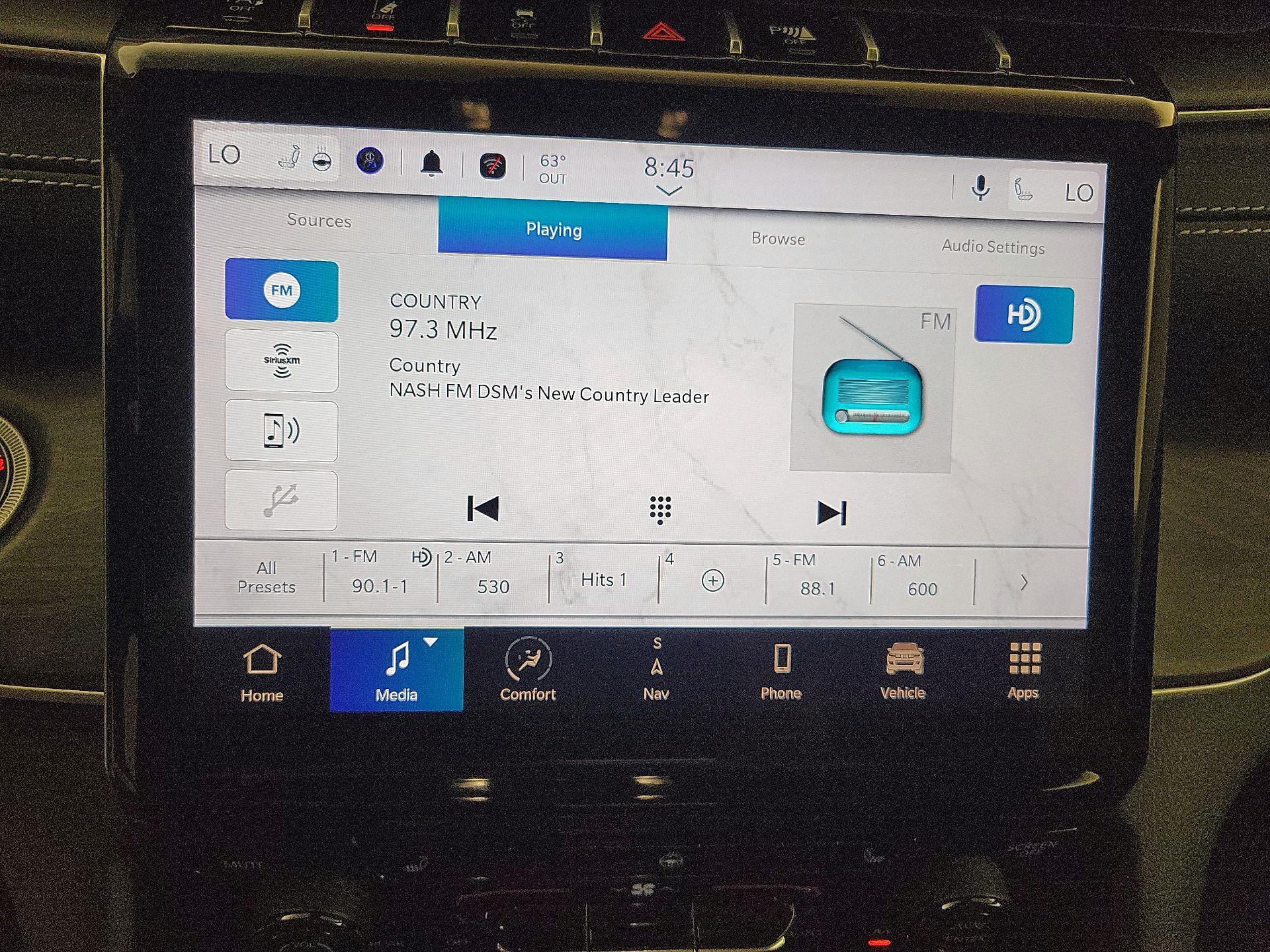 Thumbnail: 2024 Jeep Grand Cherokee - 16