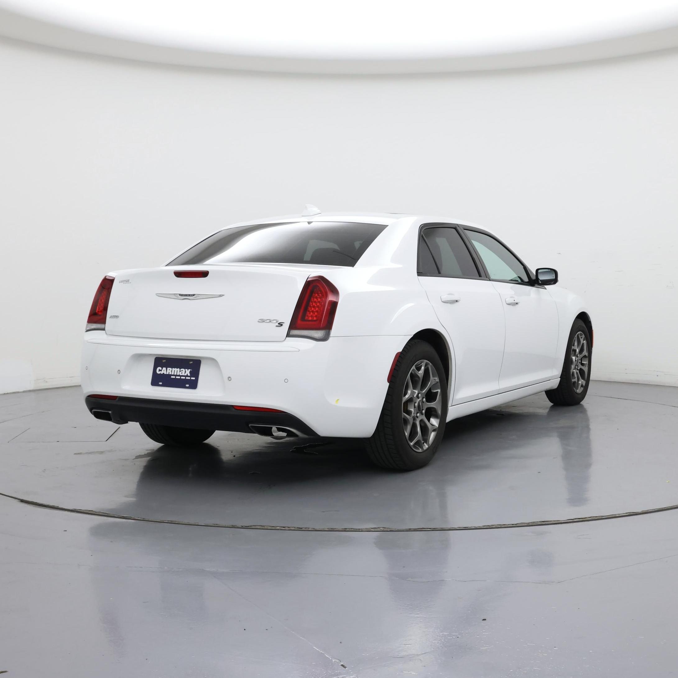 Thumbnail: 2017 Chrysler 300 - 8